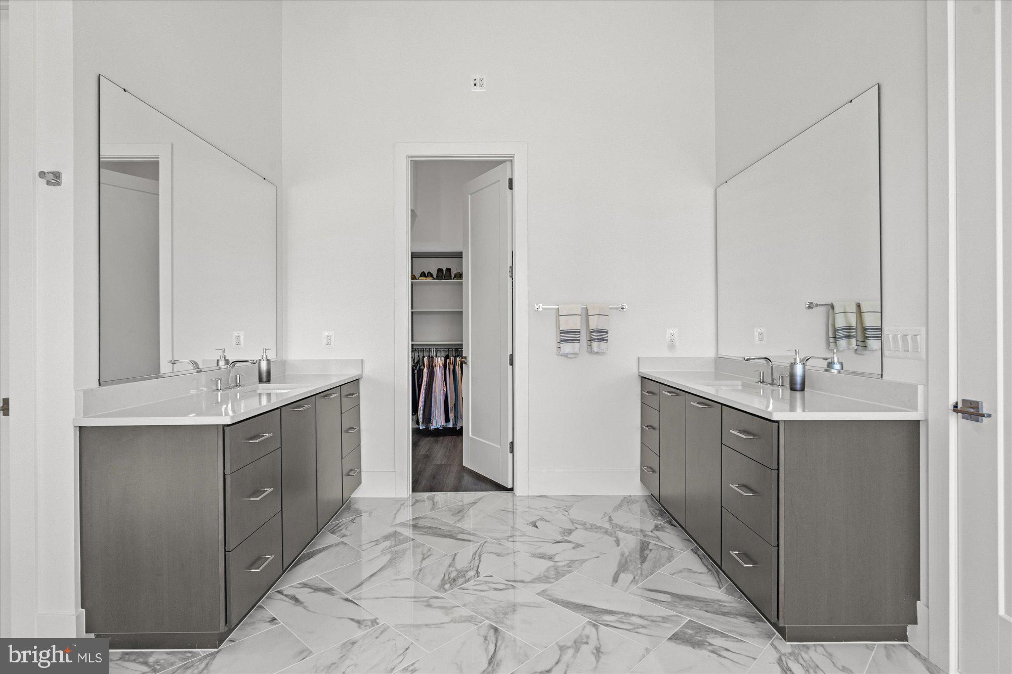 1221 Riley Preserve Ct