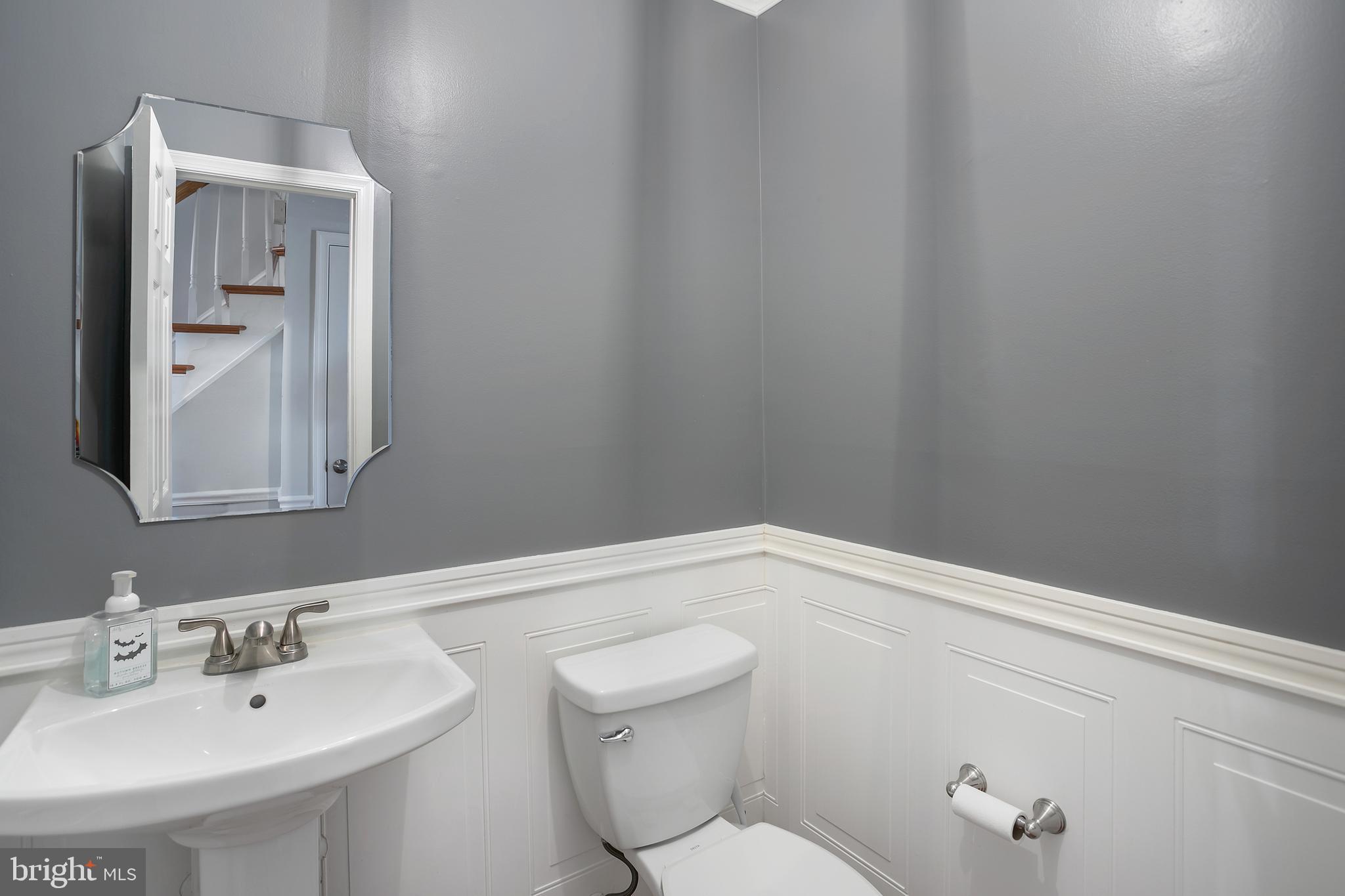 5115 Skyline Village Ct