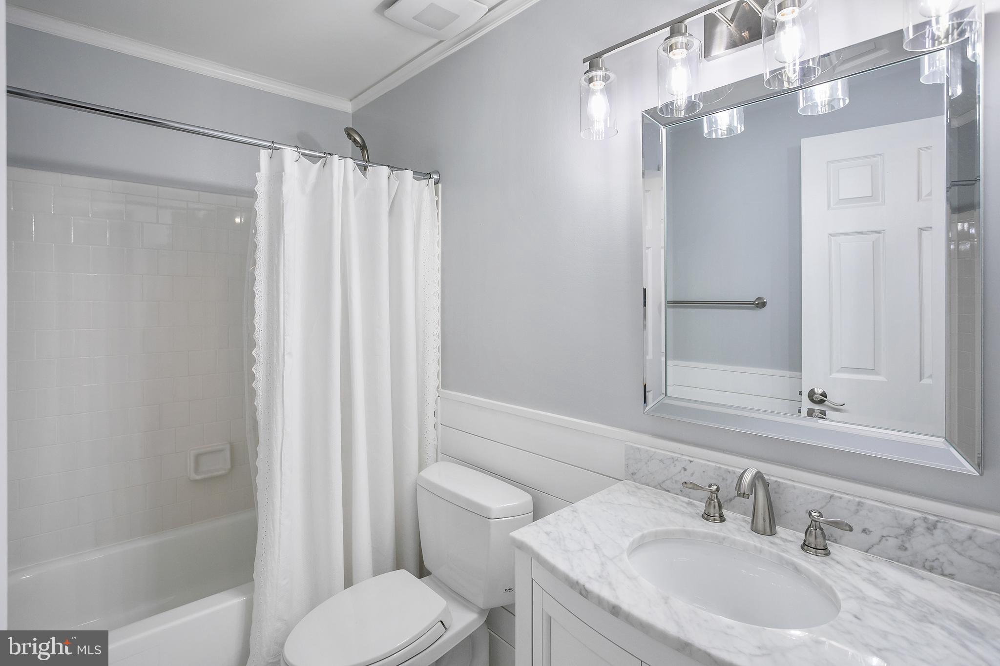 5115 Skyline Village Ct