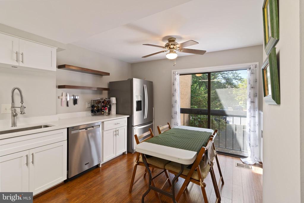 3135 Eakin Park Ct