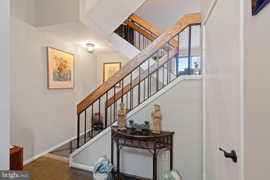 3135 Eakin Park Ct
