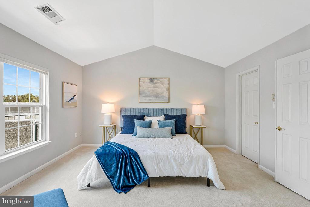 2749 Cedar Crossing Ln