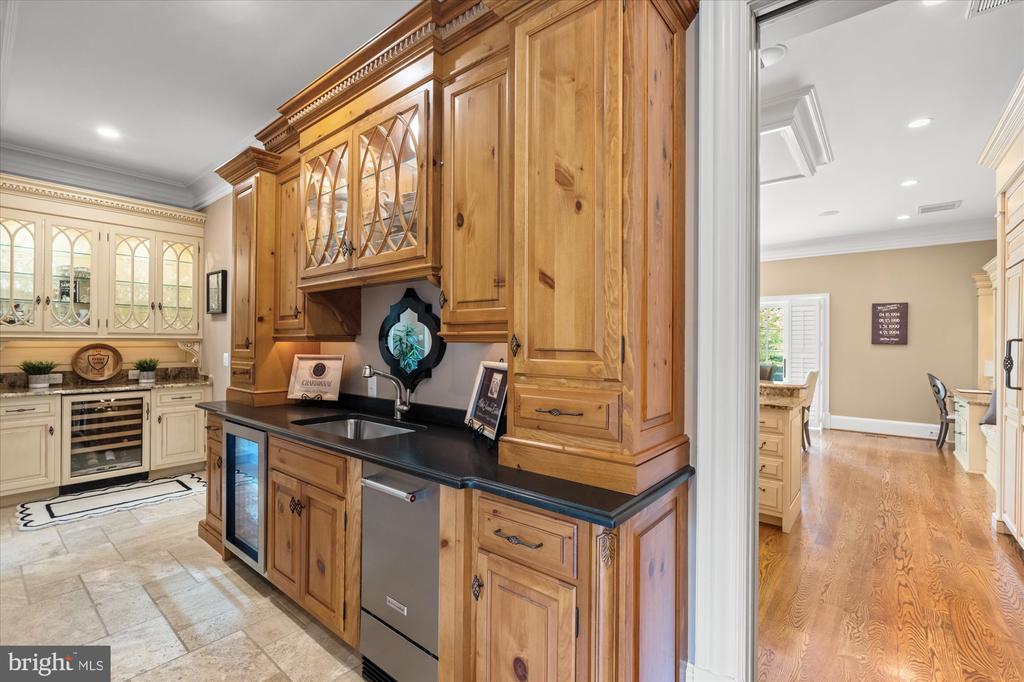 3109 WHIMBRELL COURT