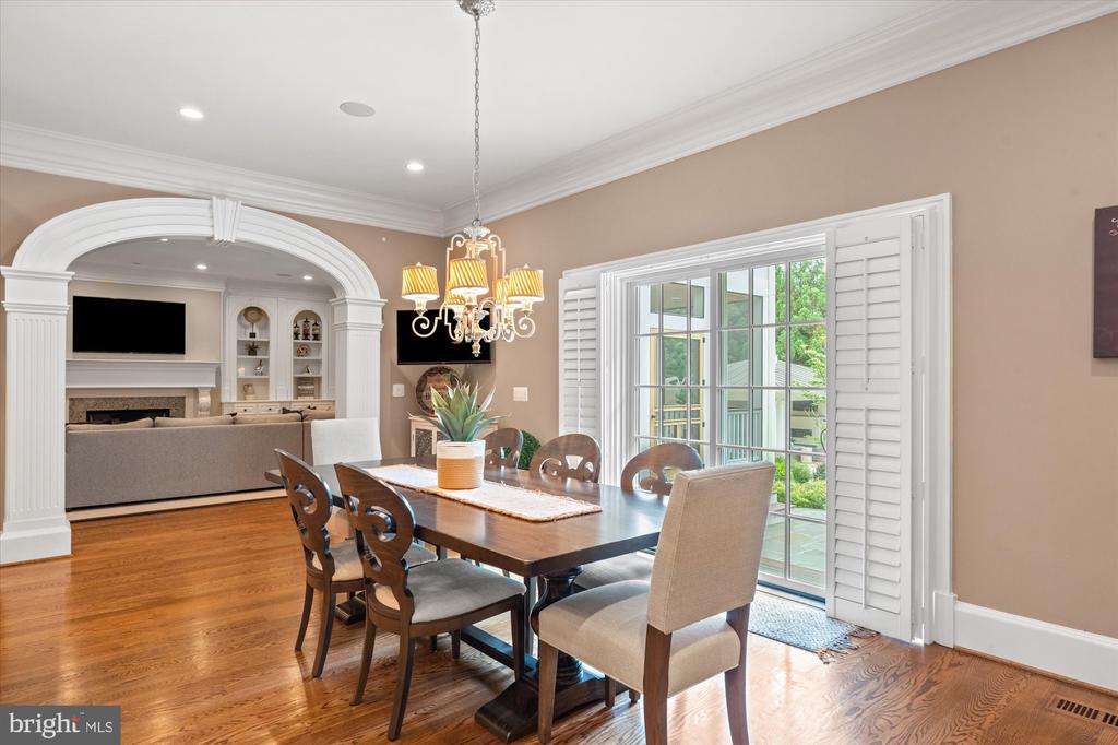3109 WHIMBRELL COURT