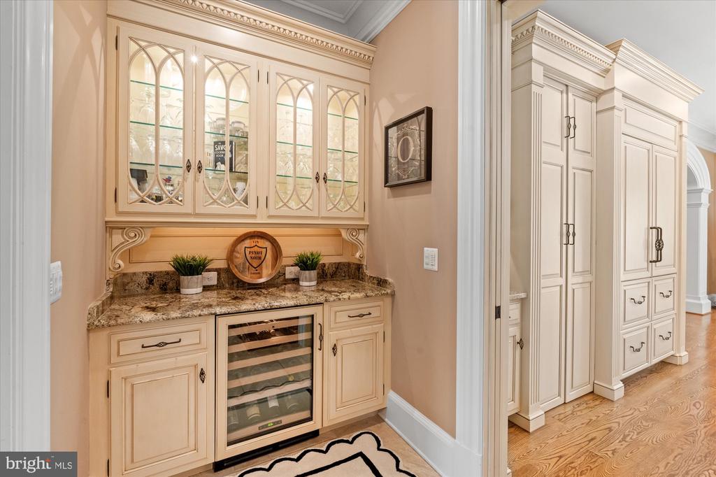3109 WHIMBRELL COURT