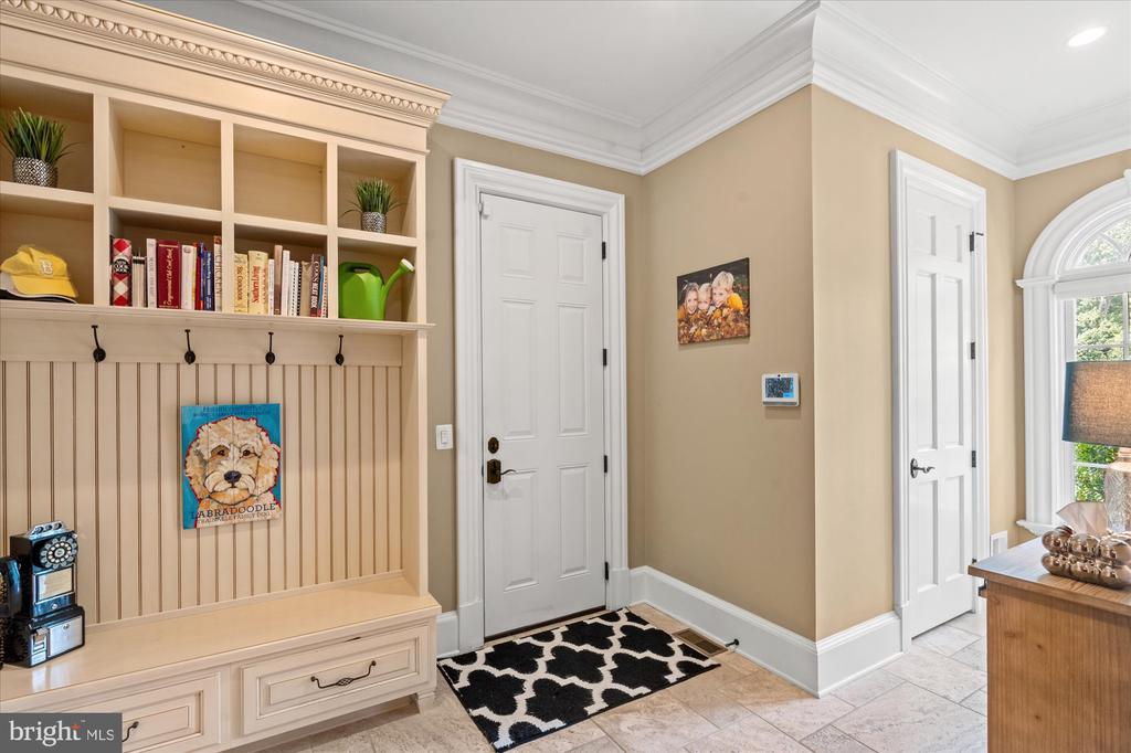 3109 WHIMBRELL COURT
