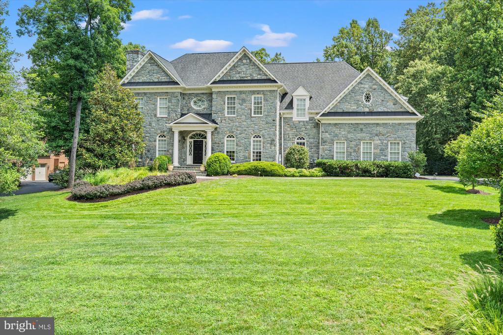 3109 WHIMBRELL COURT