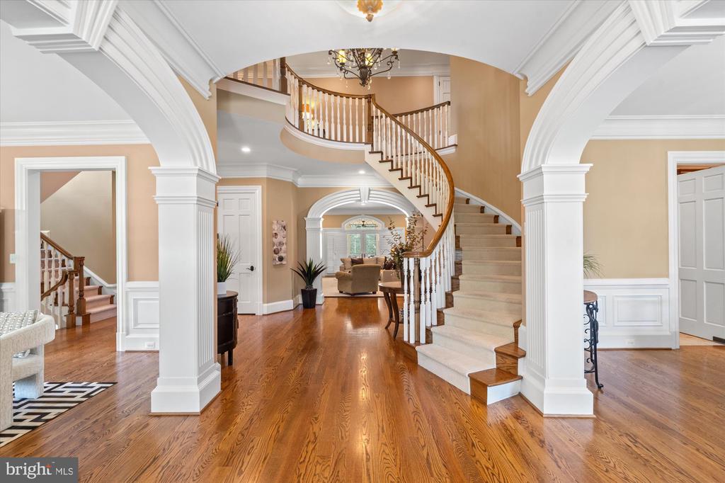 3109 WHIMBRELL COURT