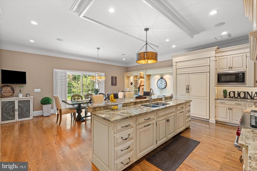 3109 WHIMBRELL COURT