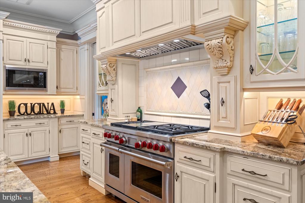 3109 WHIMBRELL COURT