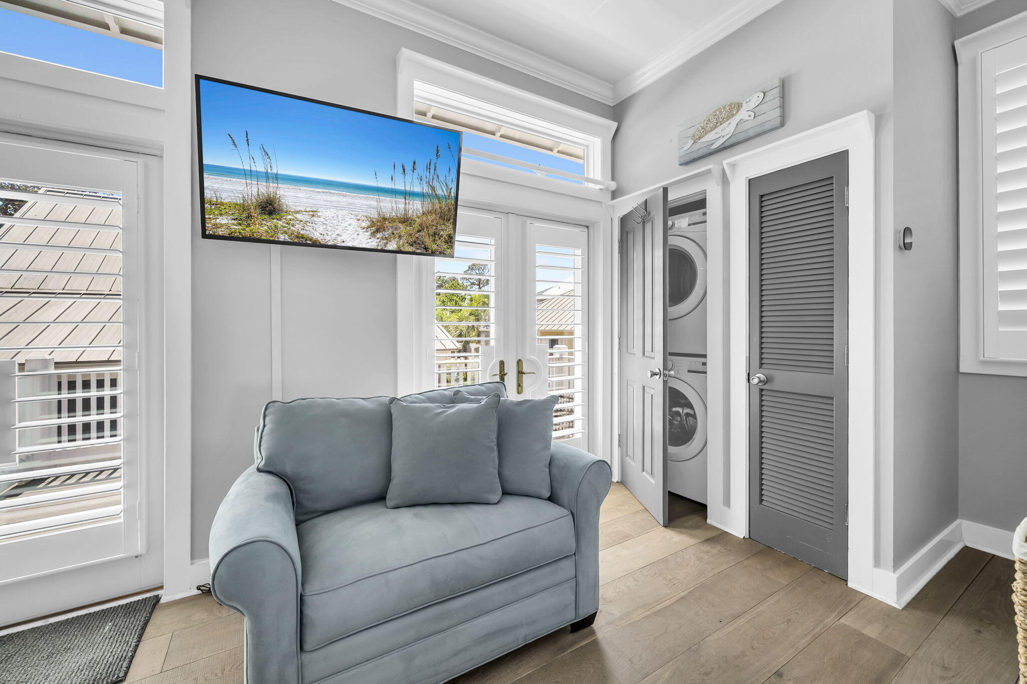 100 Parkshore Drive