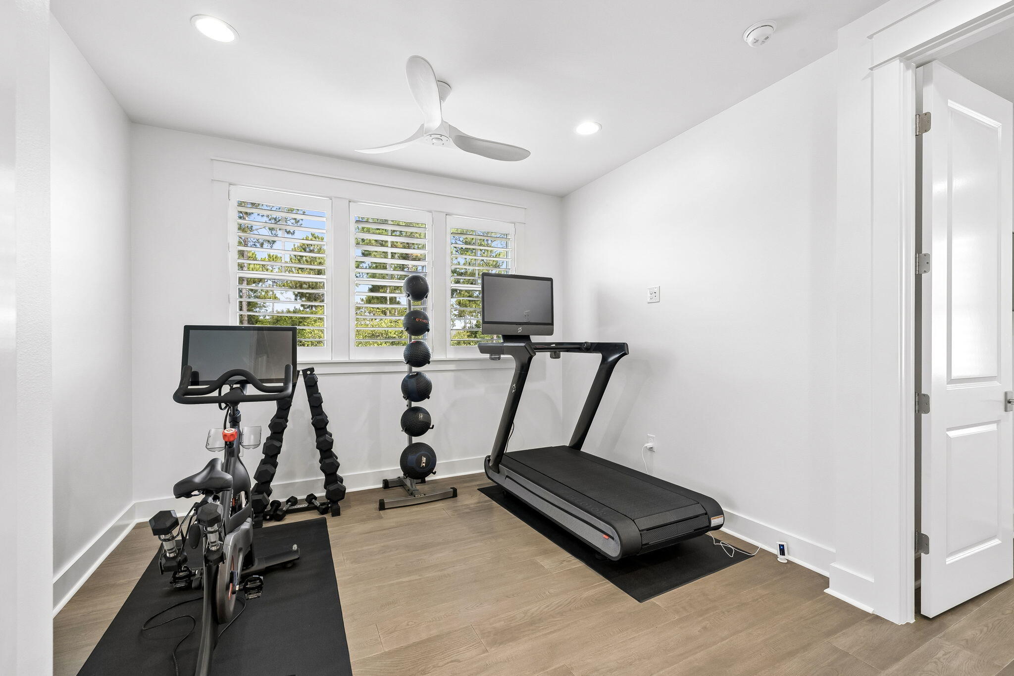 229 Sandchase Circle