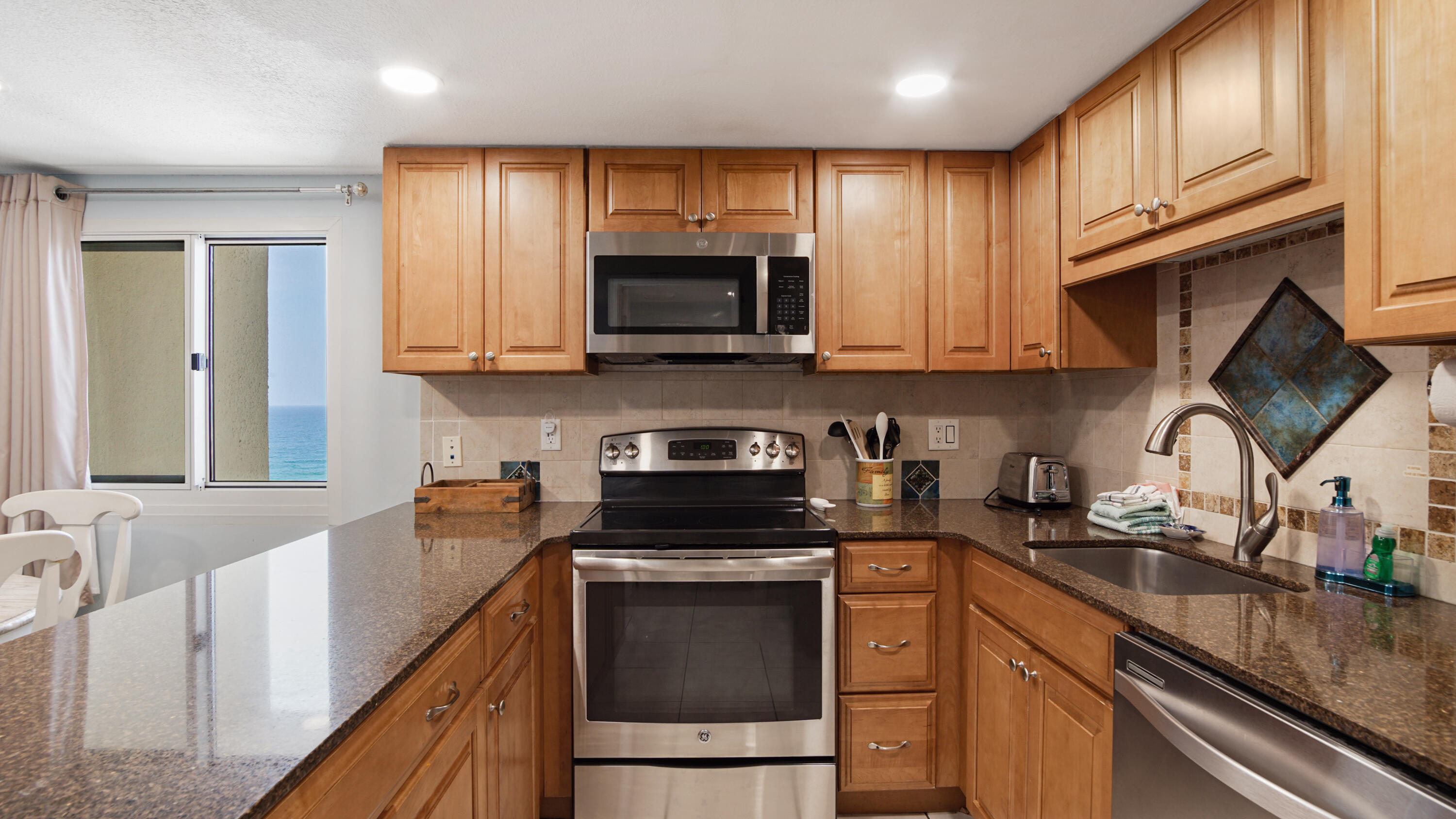 23223 Front Beach Road, 933