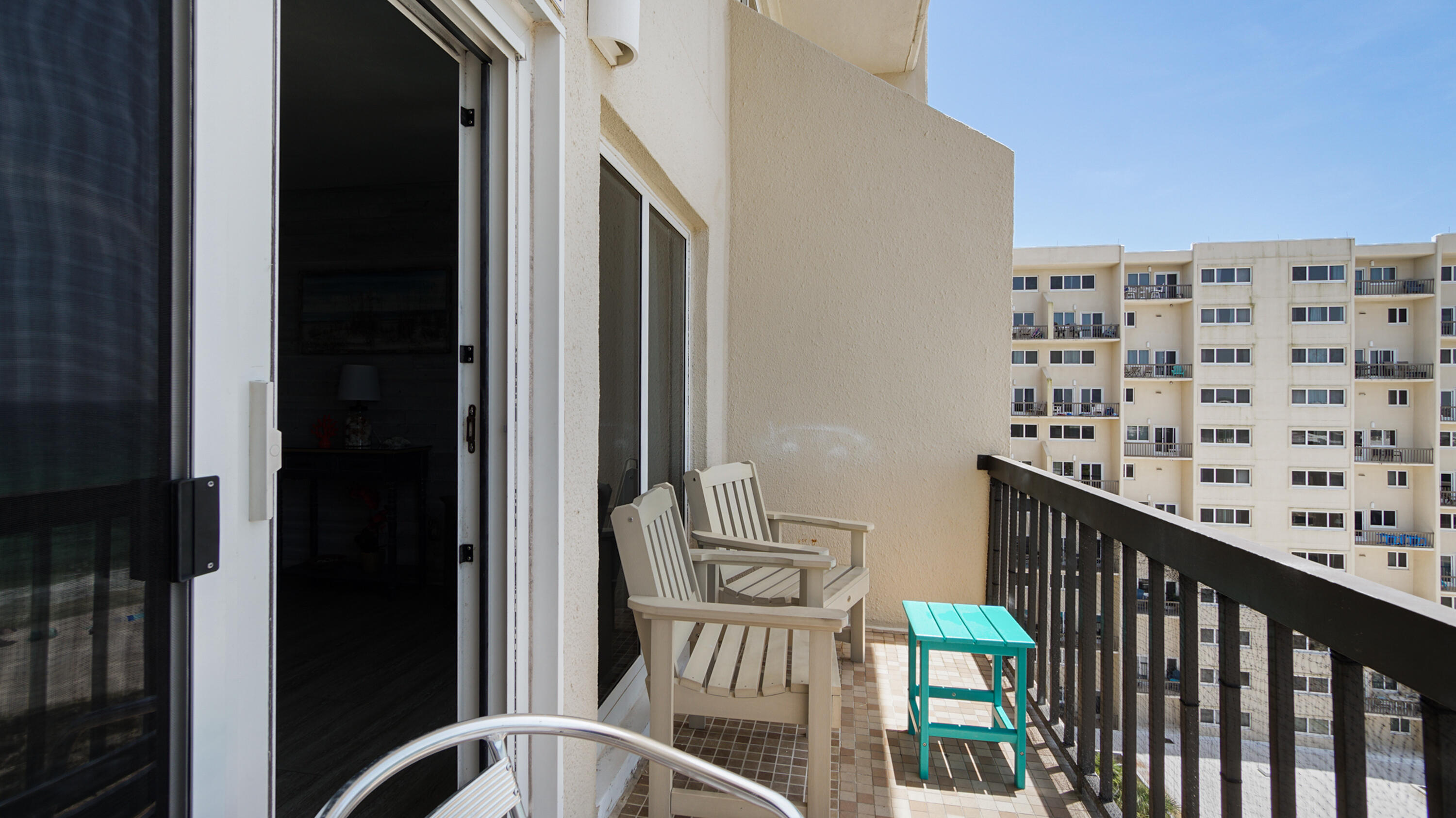 23223 Front Beach Road, 933