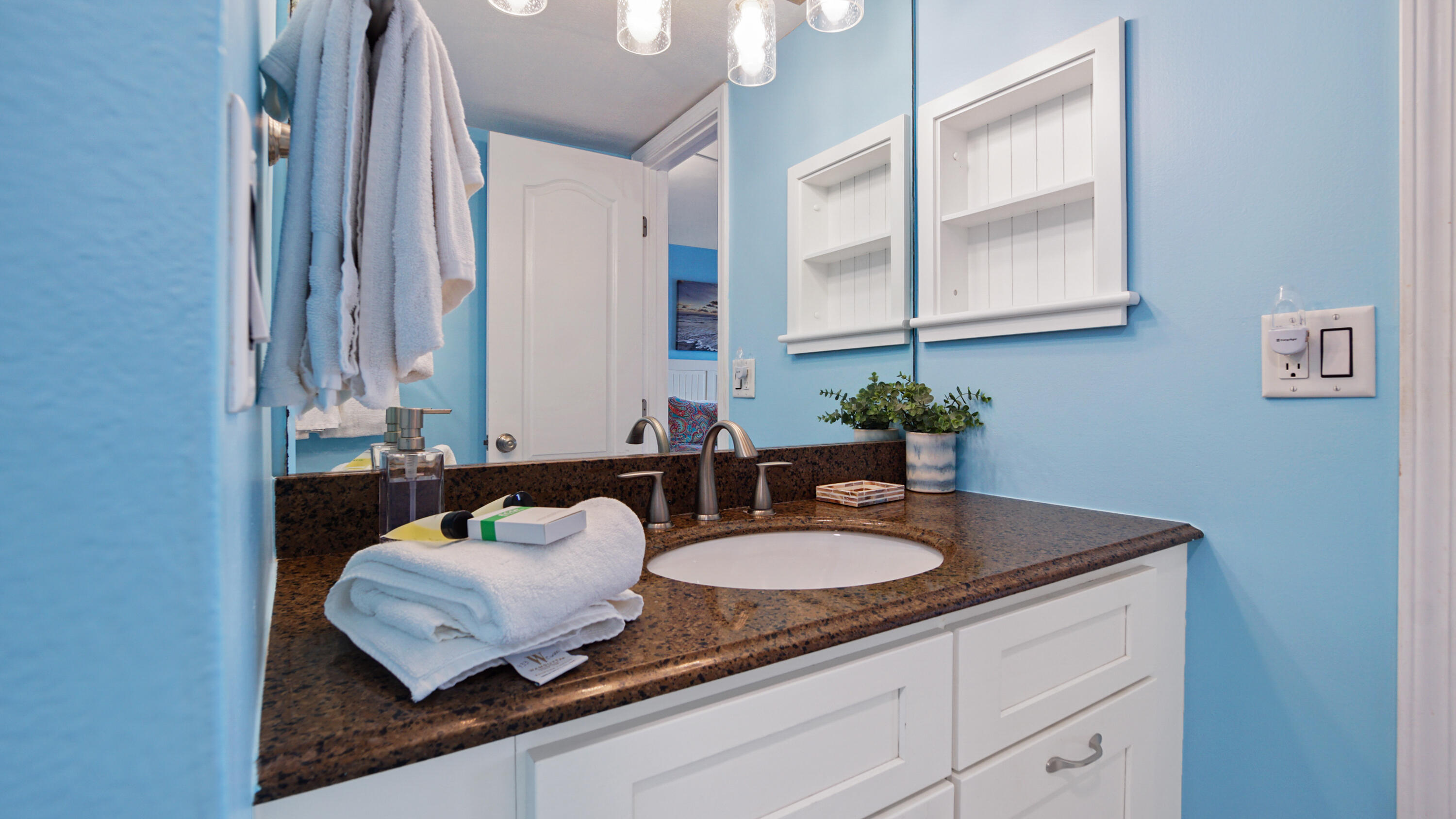23223 Front Beach Road, 933