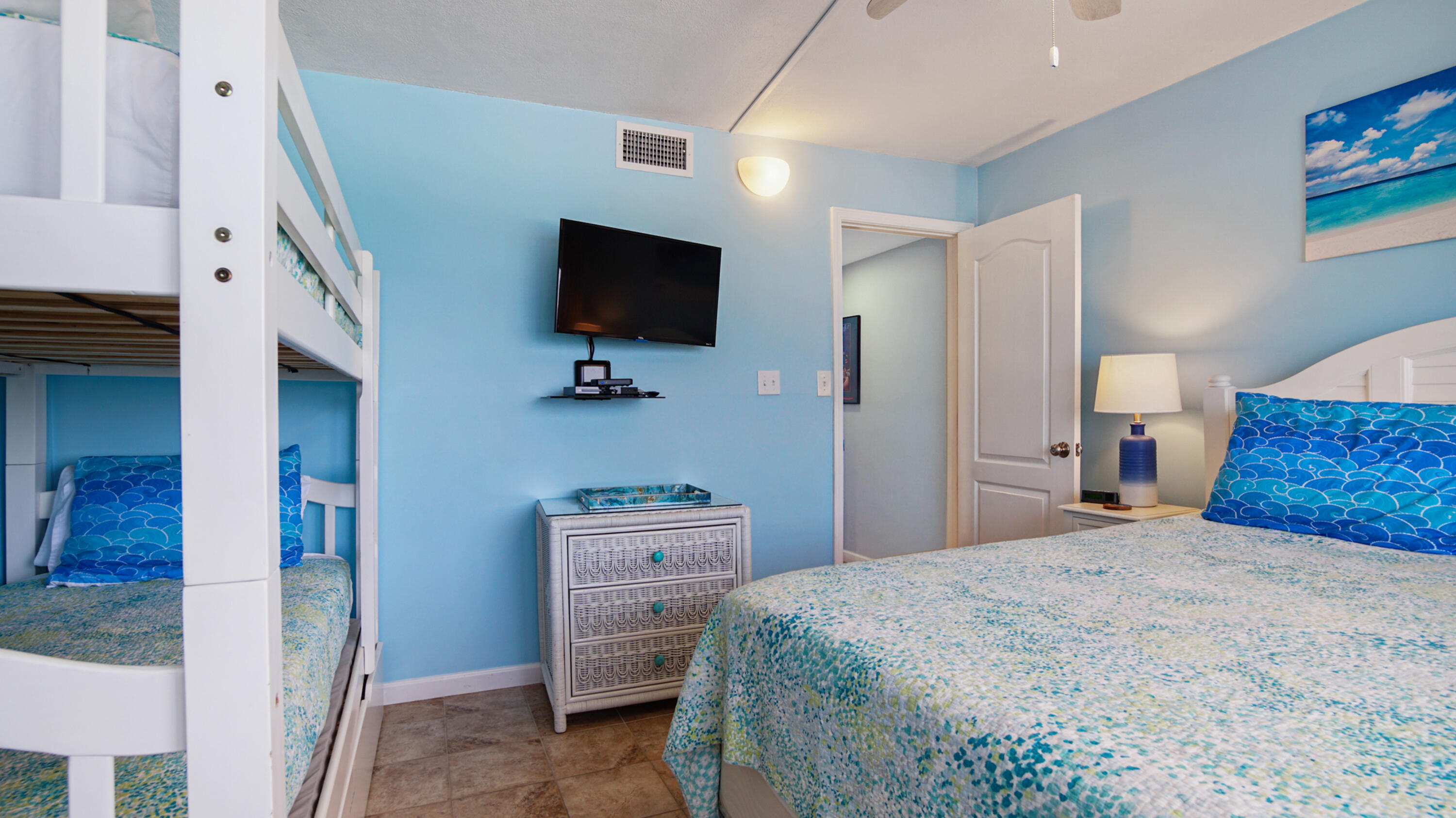 23223 Front Beach Road, 933