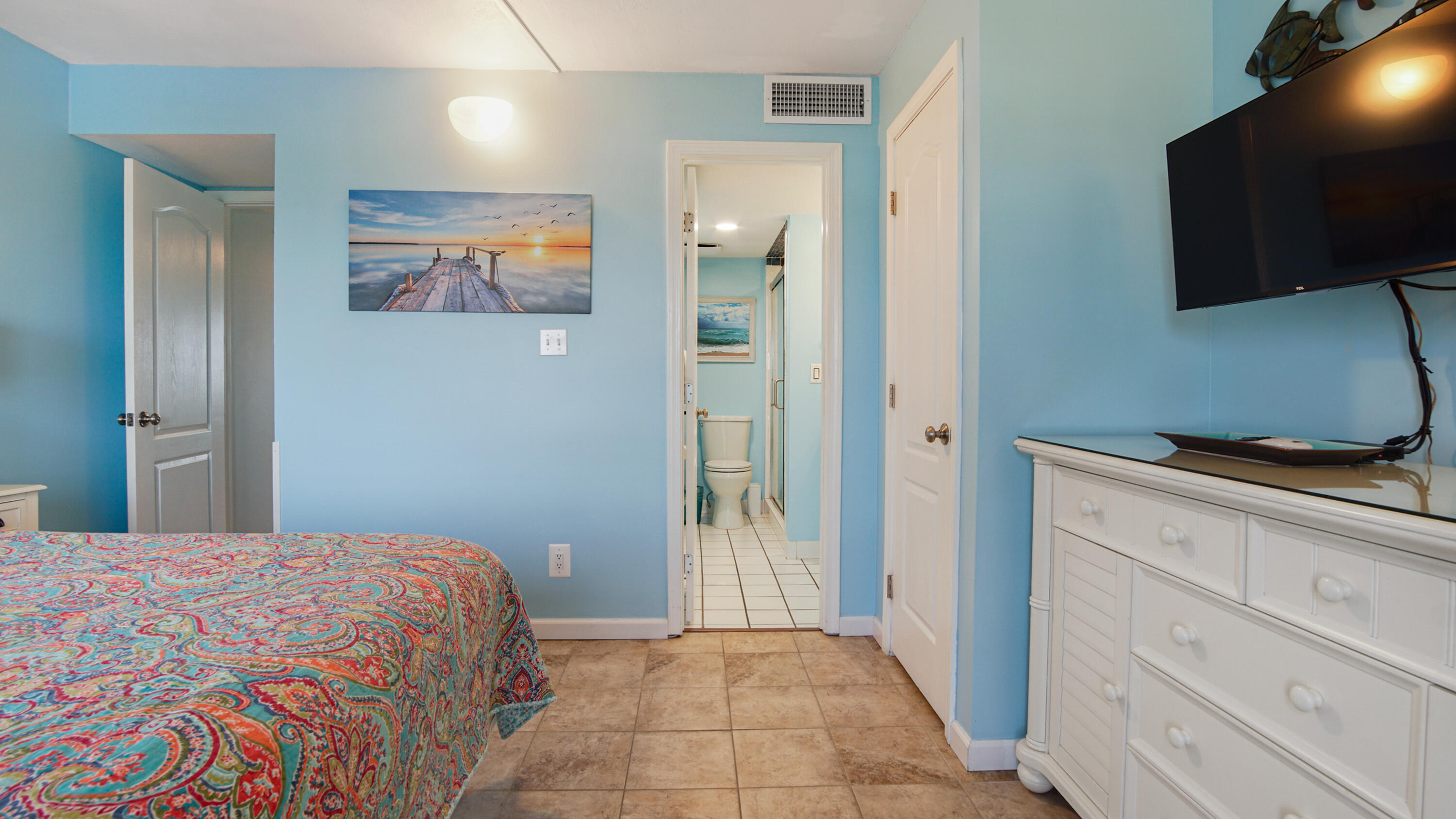 23223 Front Beach Road, 933