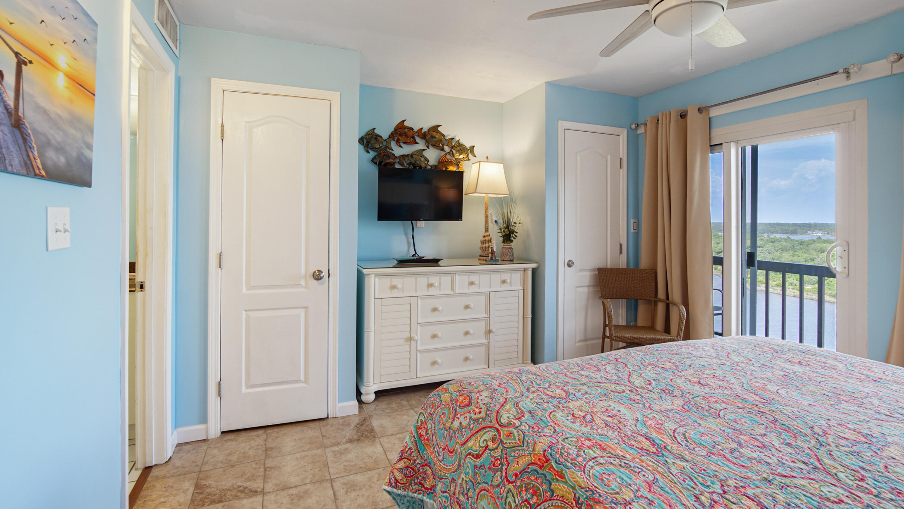 23223 Front Beach Road, 933