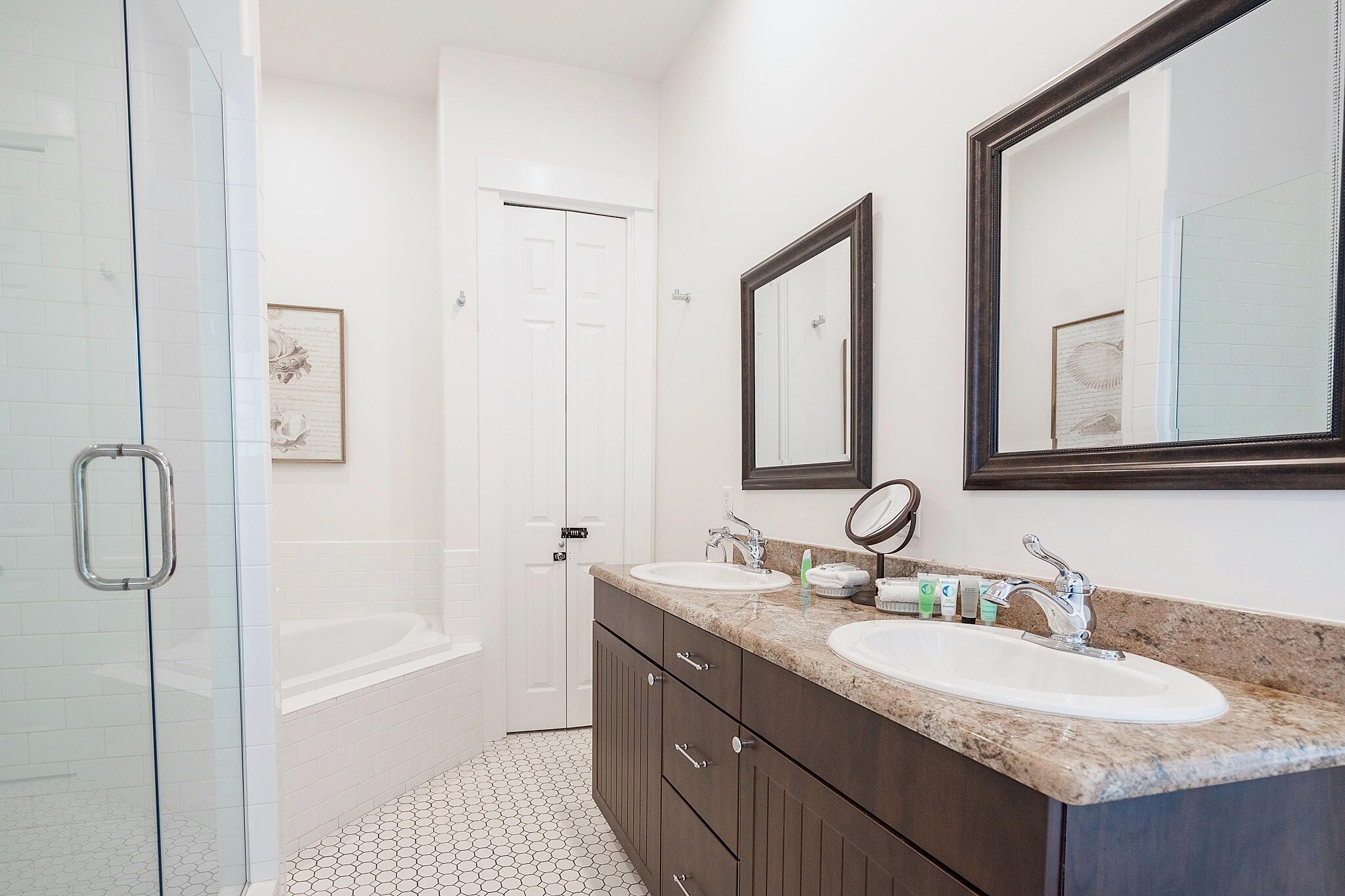 192 E Blue Crab Loop