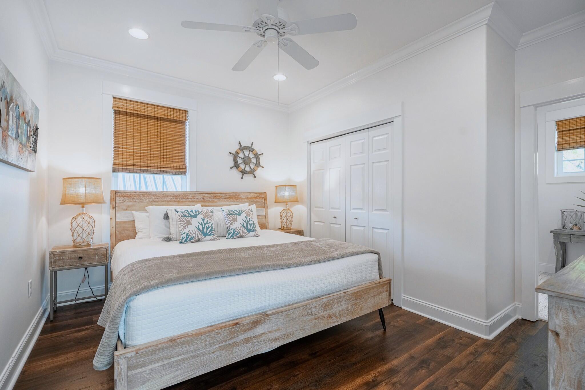 192 E Blue Crab Loop