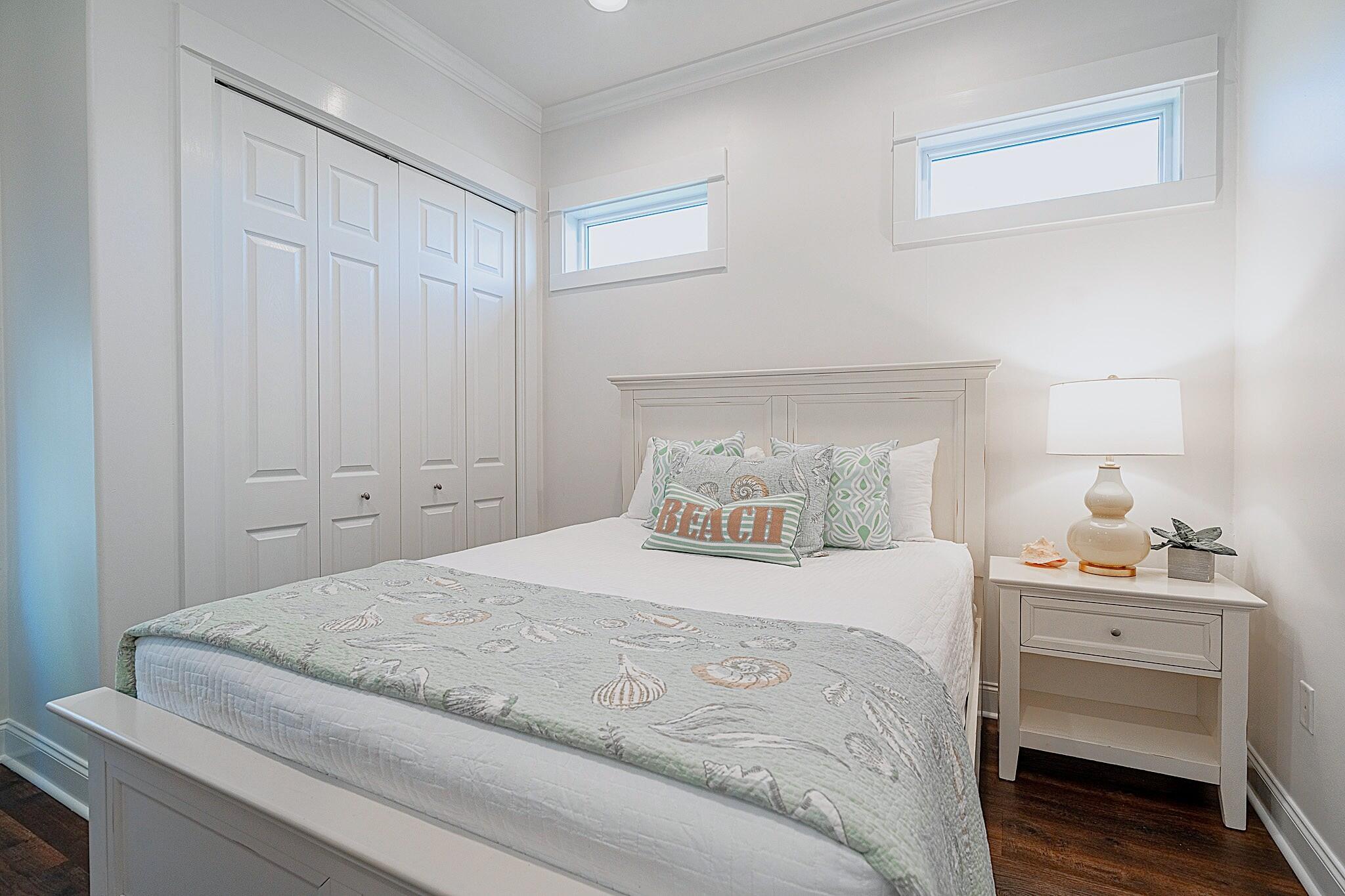 192 E Blue Crab Loop