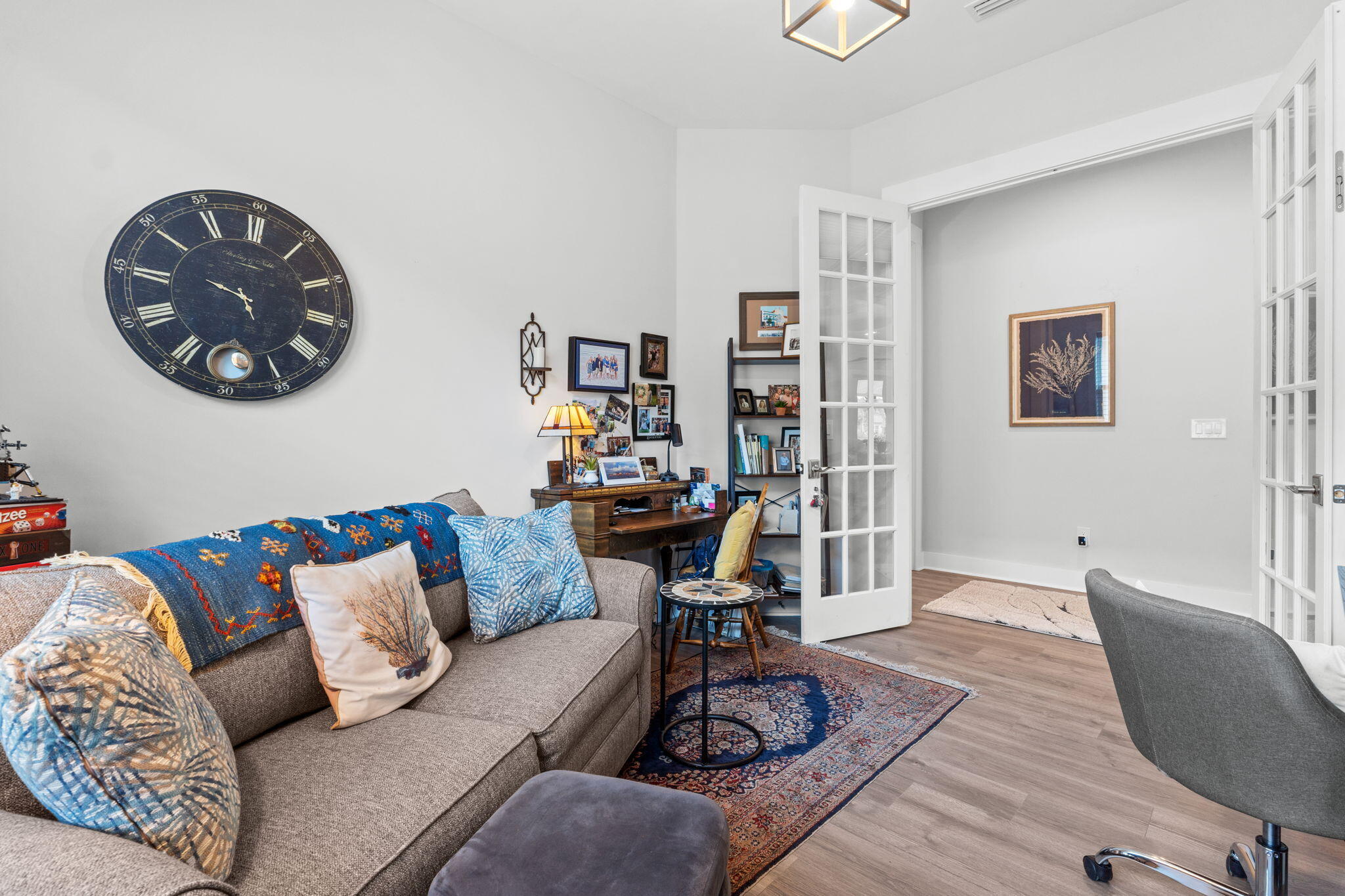 121 W Lafayette Road