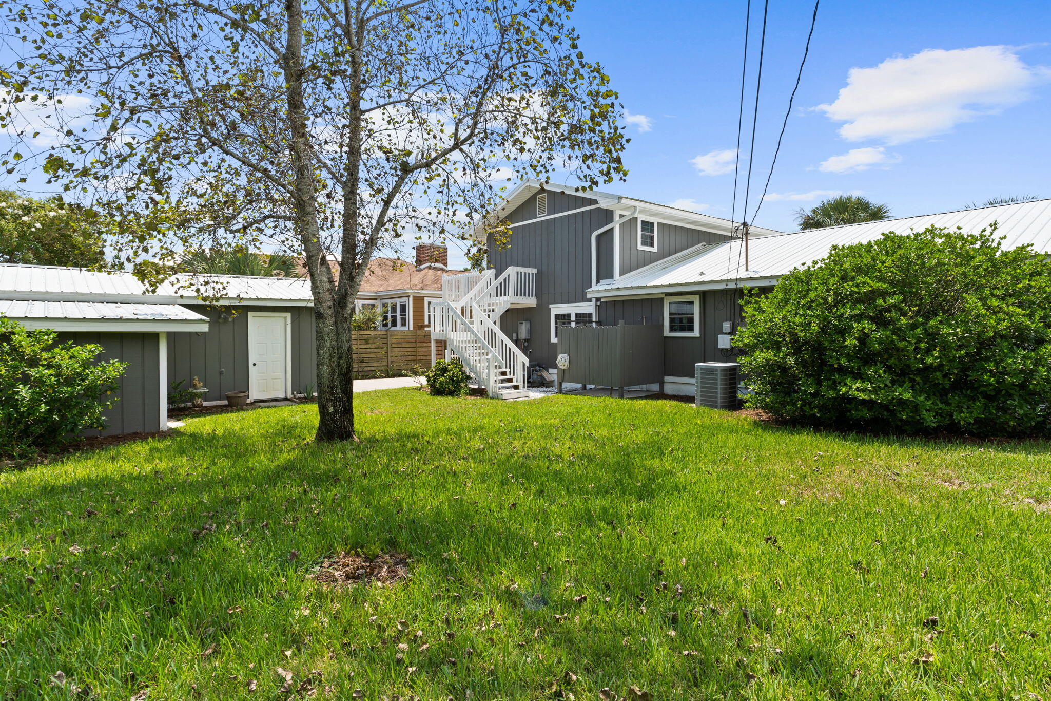 122 Monterey Avenue