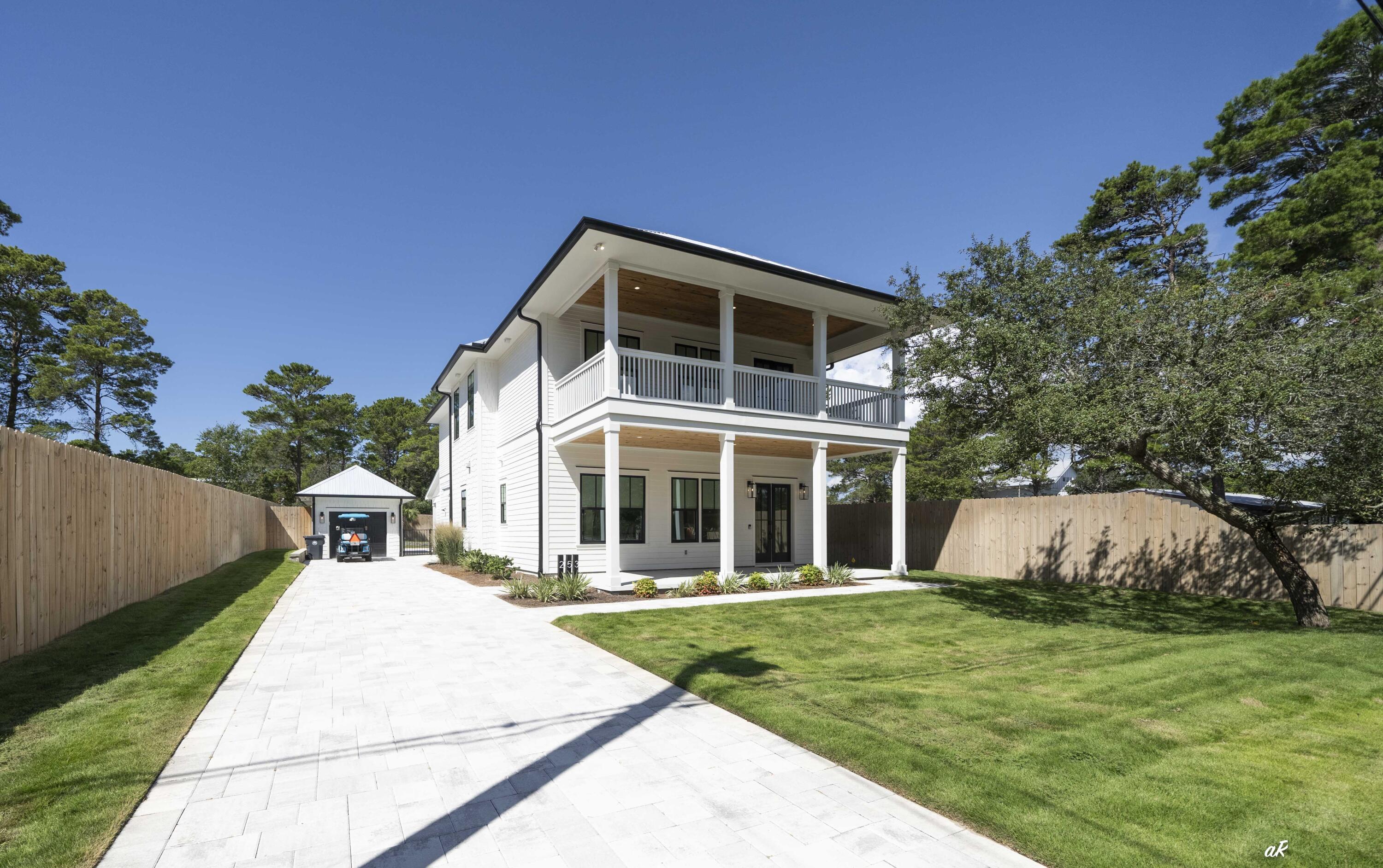 253 N Walton Lakeshore Drive