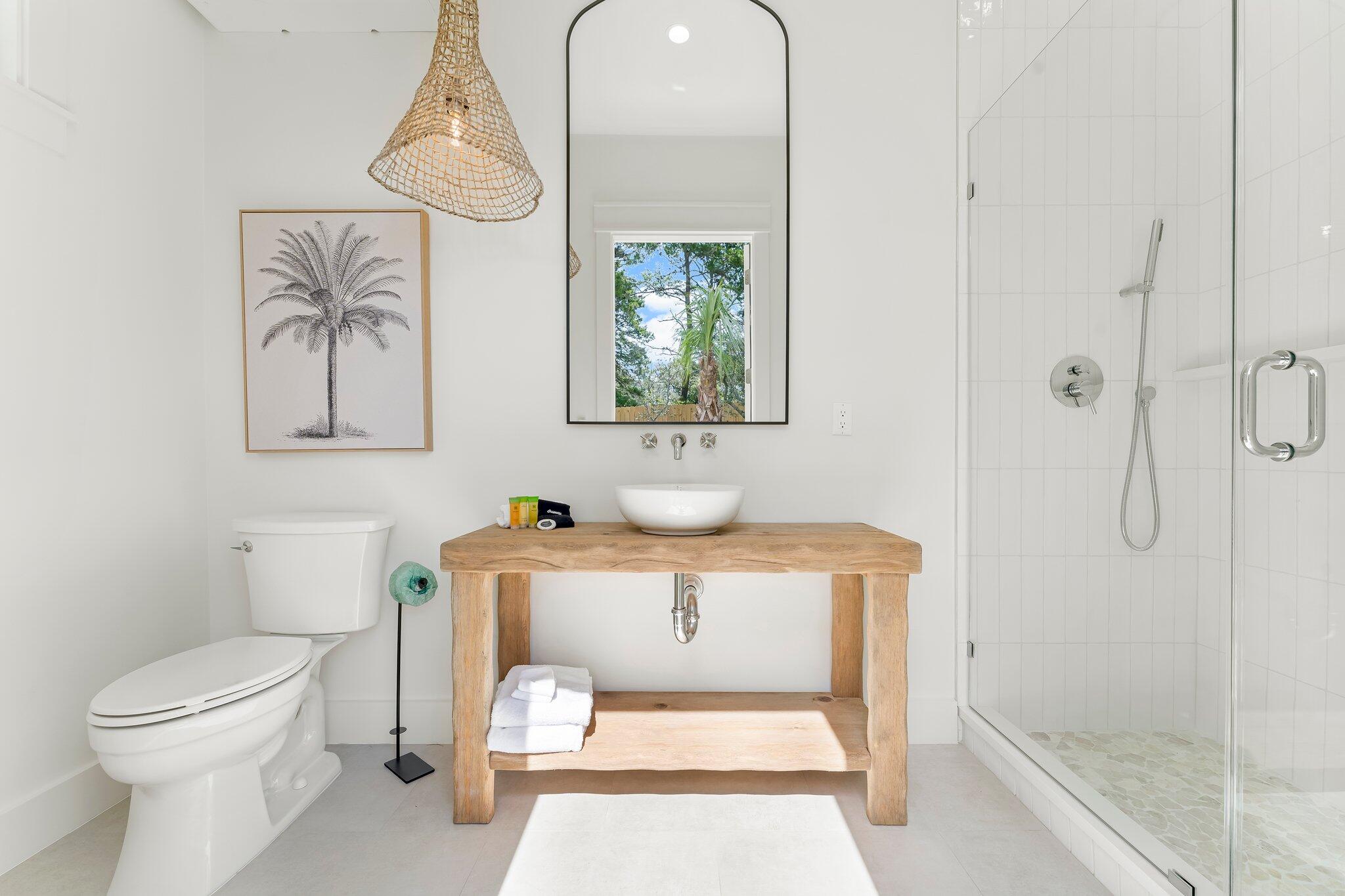 253 N Walton Lakeshore Drive