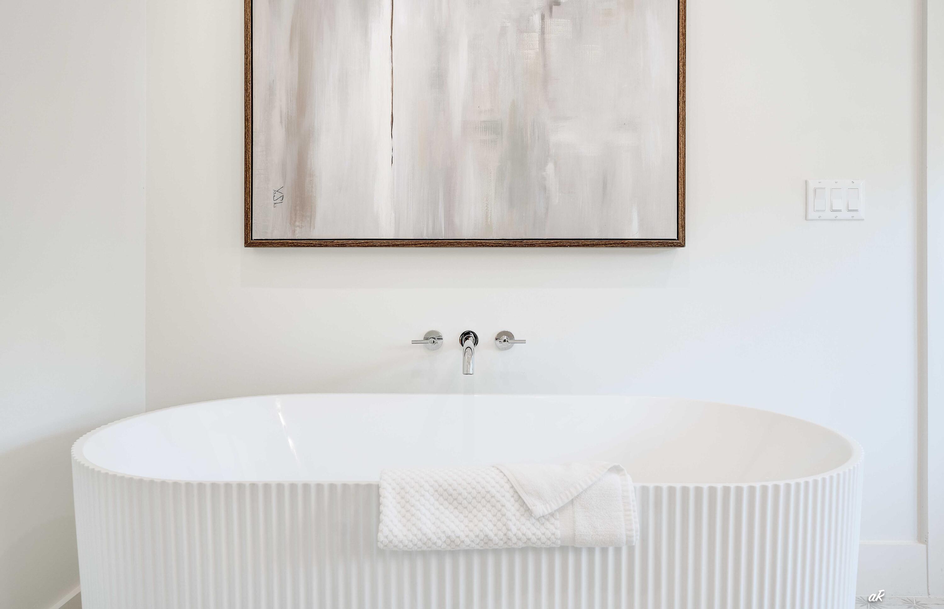 253 N Walton Lakeshore Drive