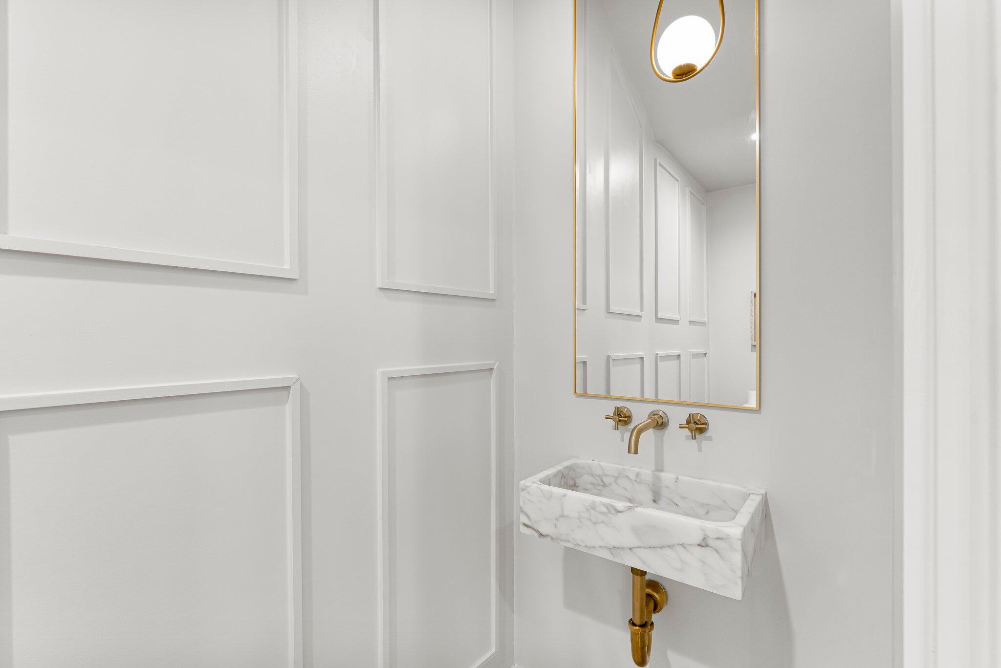 253 N Walton Lakeshore Drive