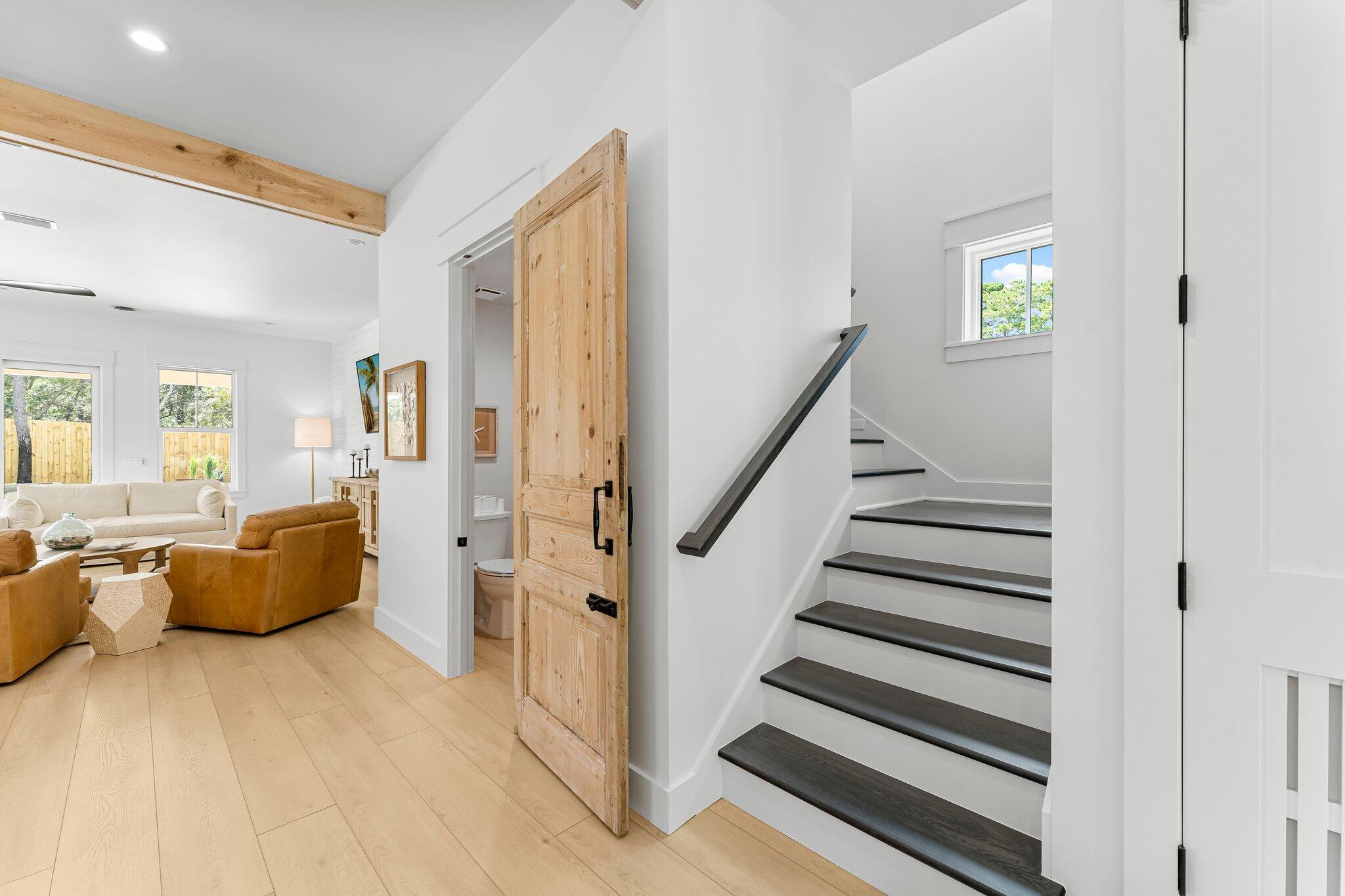 253 N Walton Lakeshore Drive