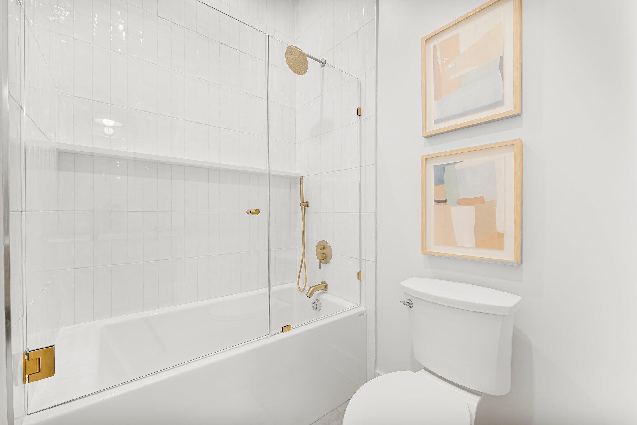 253 N Walton Lakeshore Drive