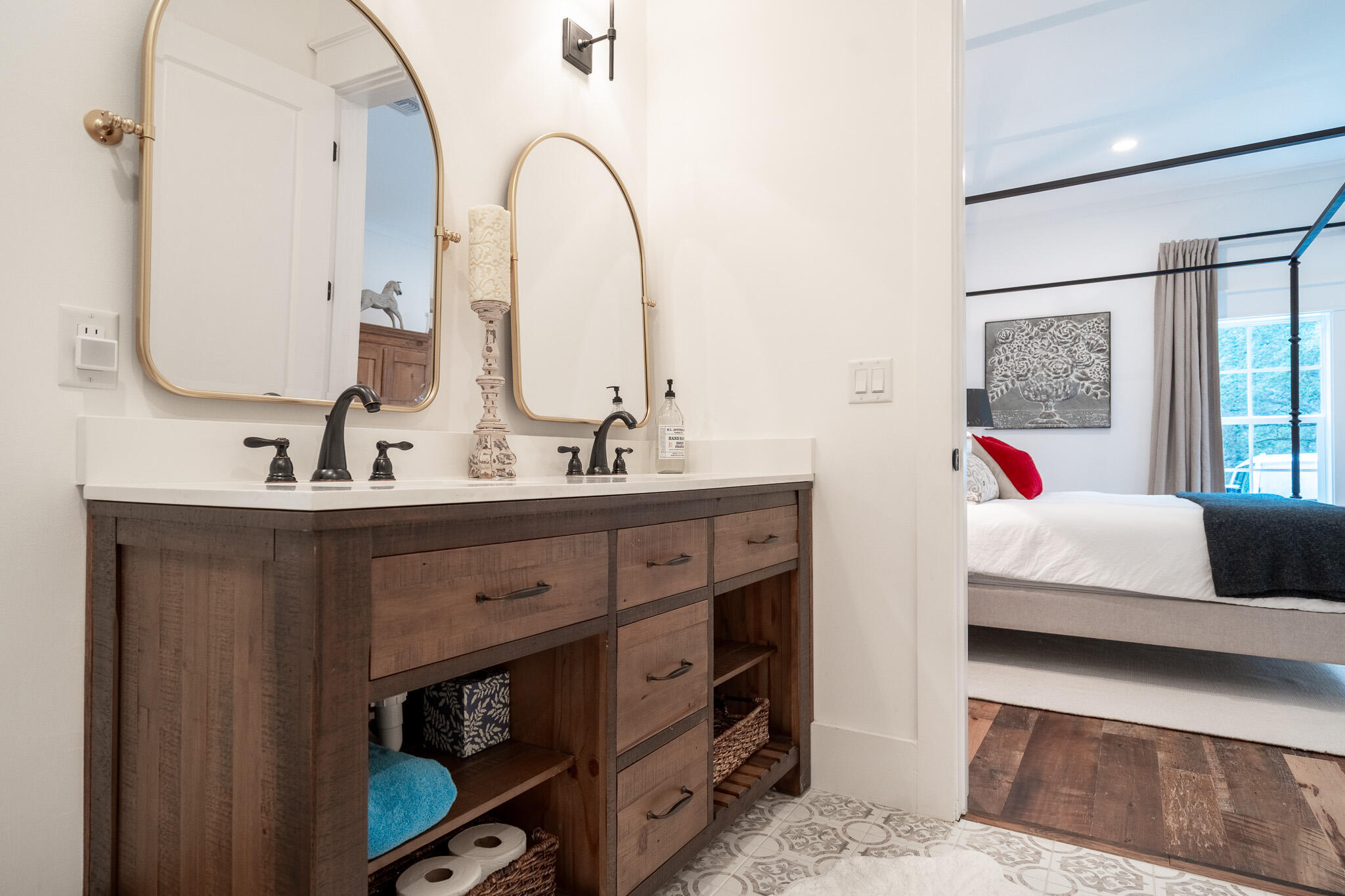 102 S Camp Creek Road