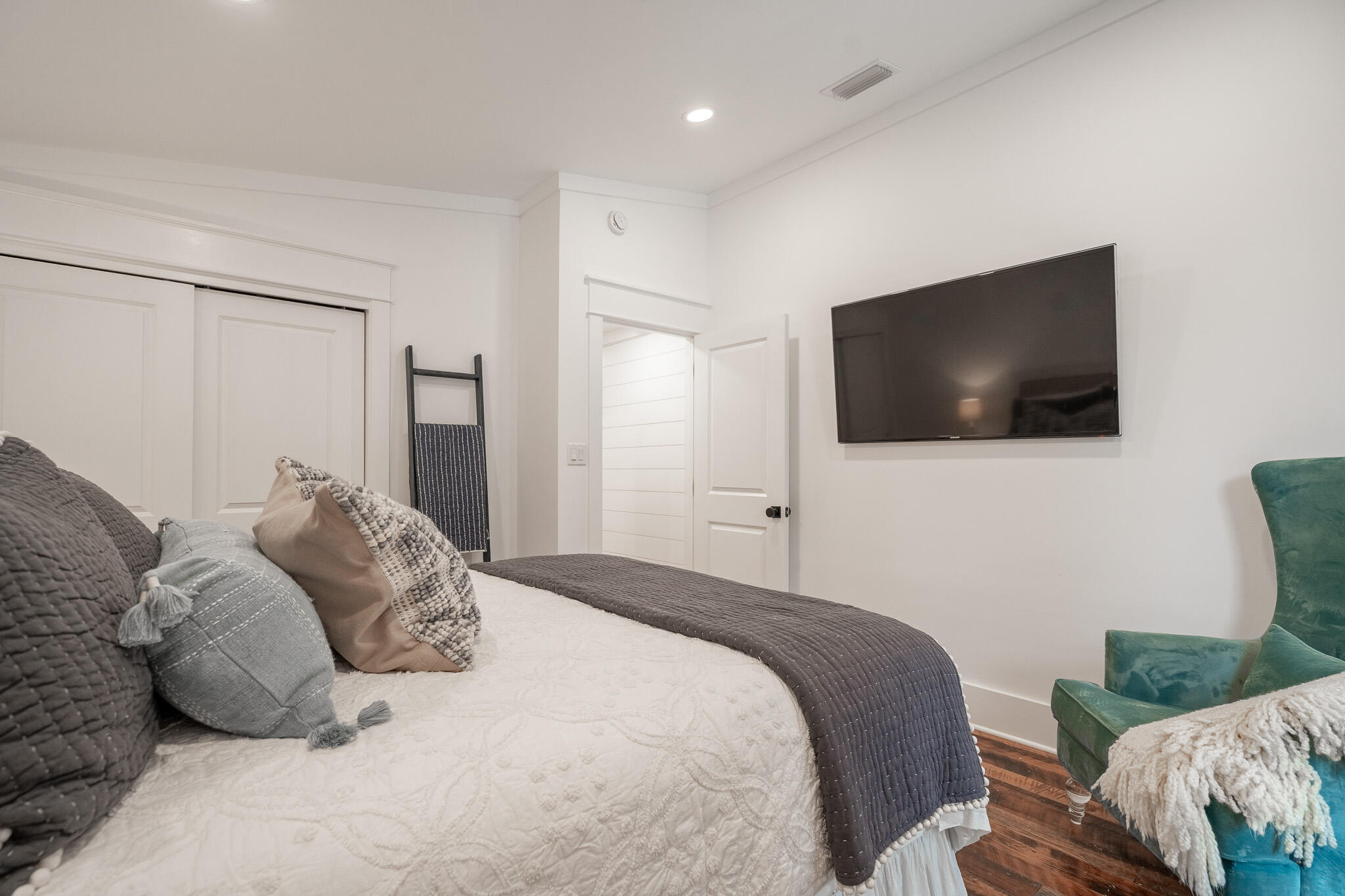 102 S Camp Creek Road