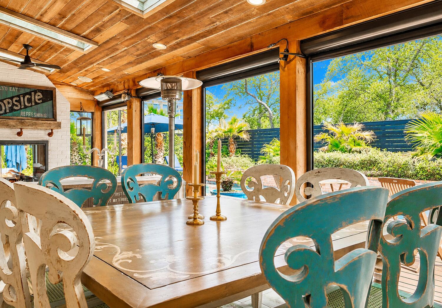 102 S Camp Creek Road