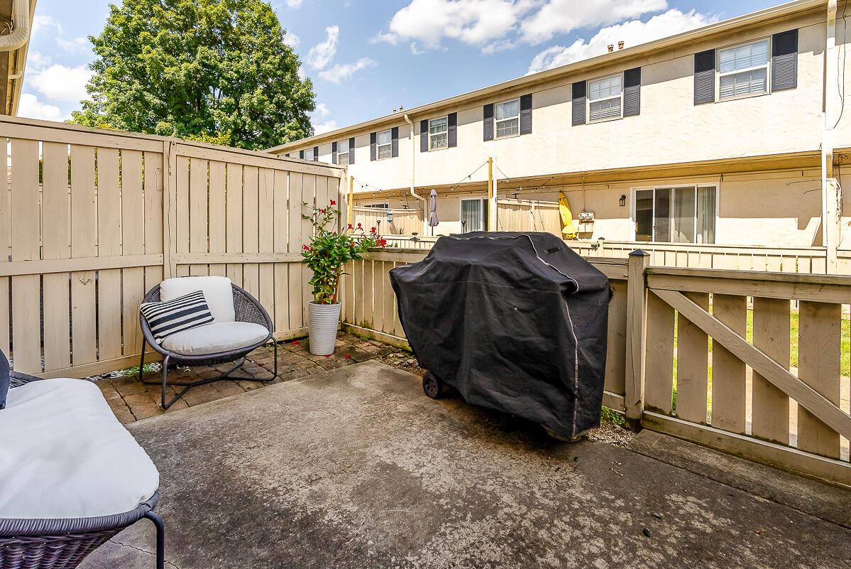 2554 Scioto View Lane, F