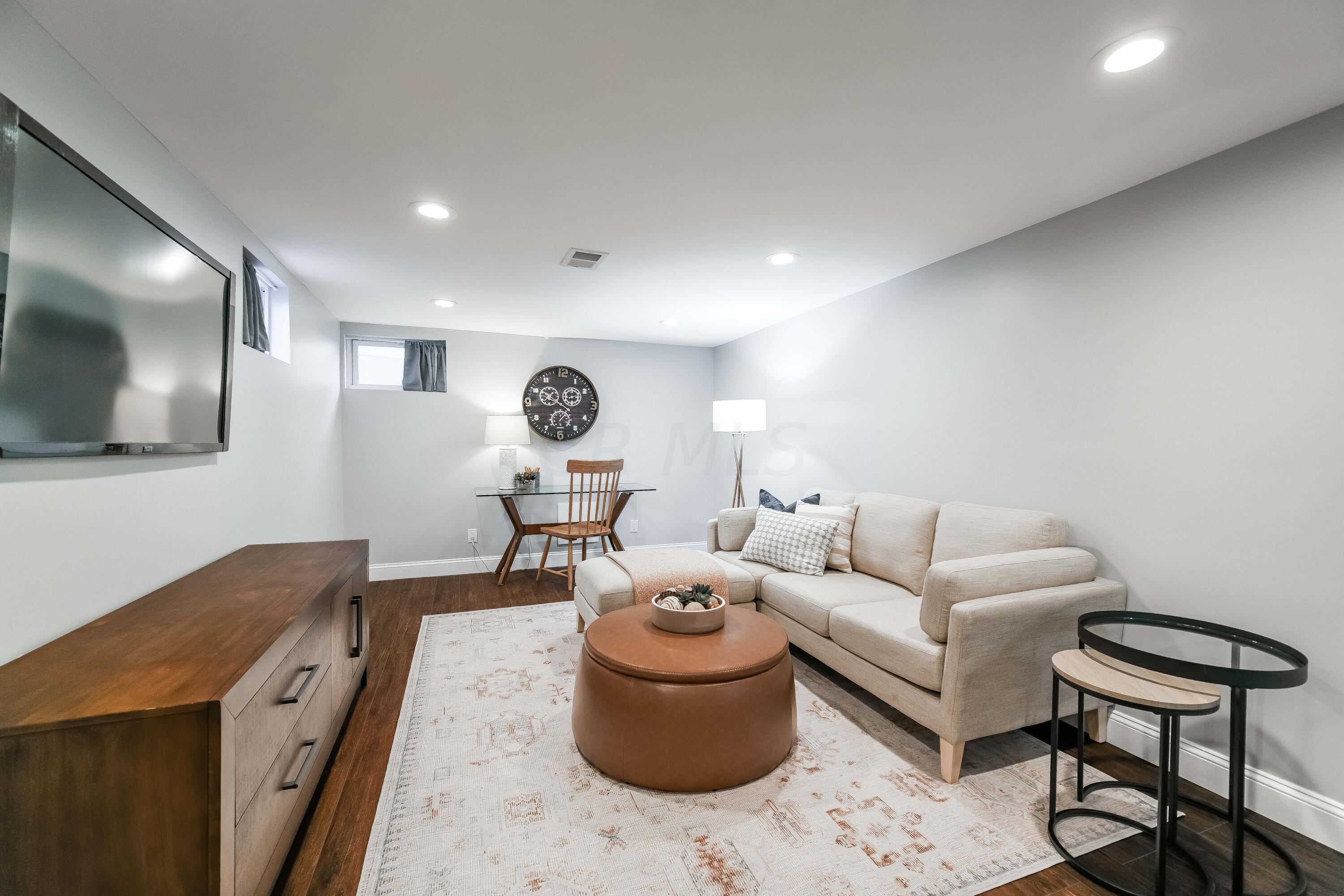 1568 Stanford Road