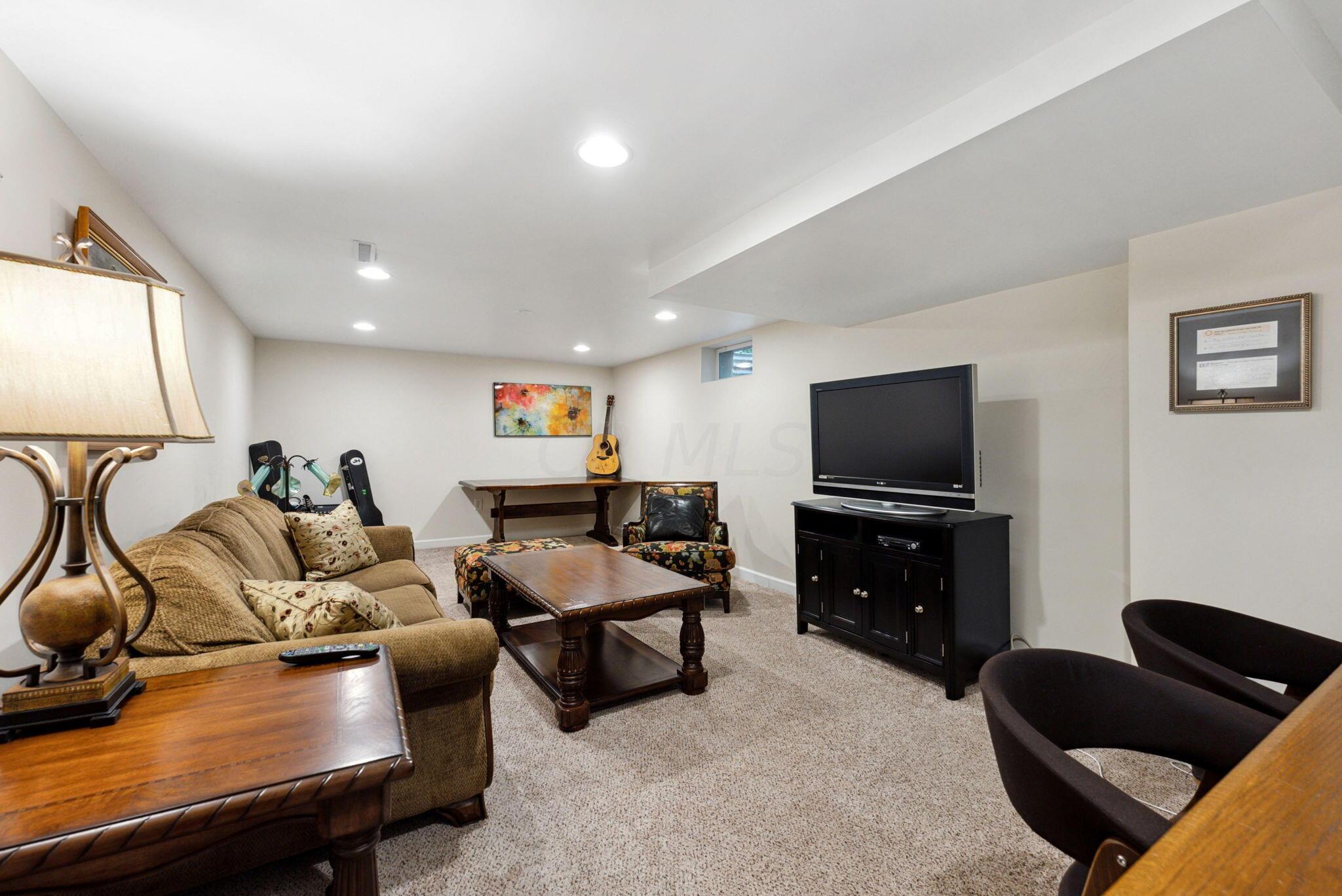 1845 Collingswood Road