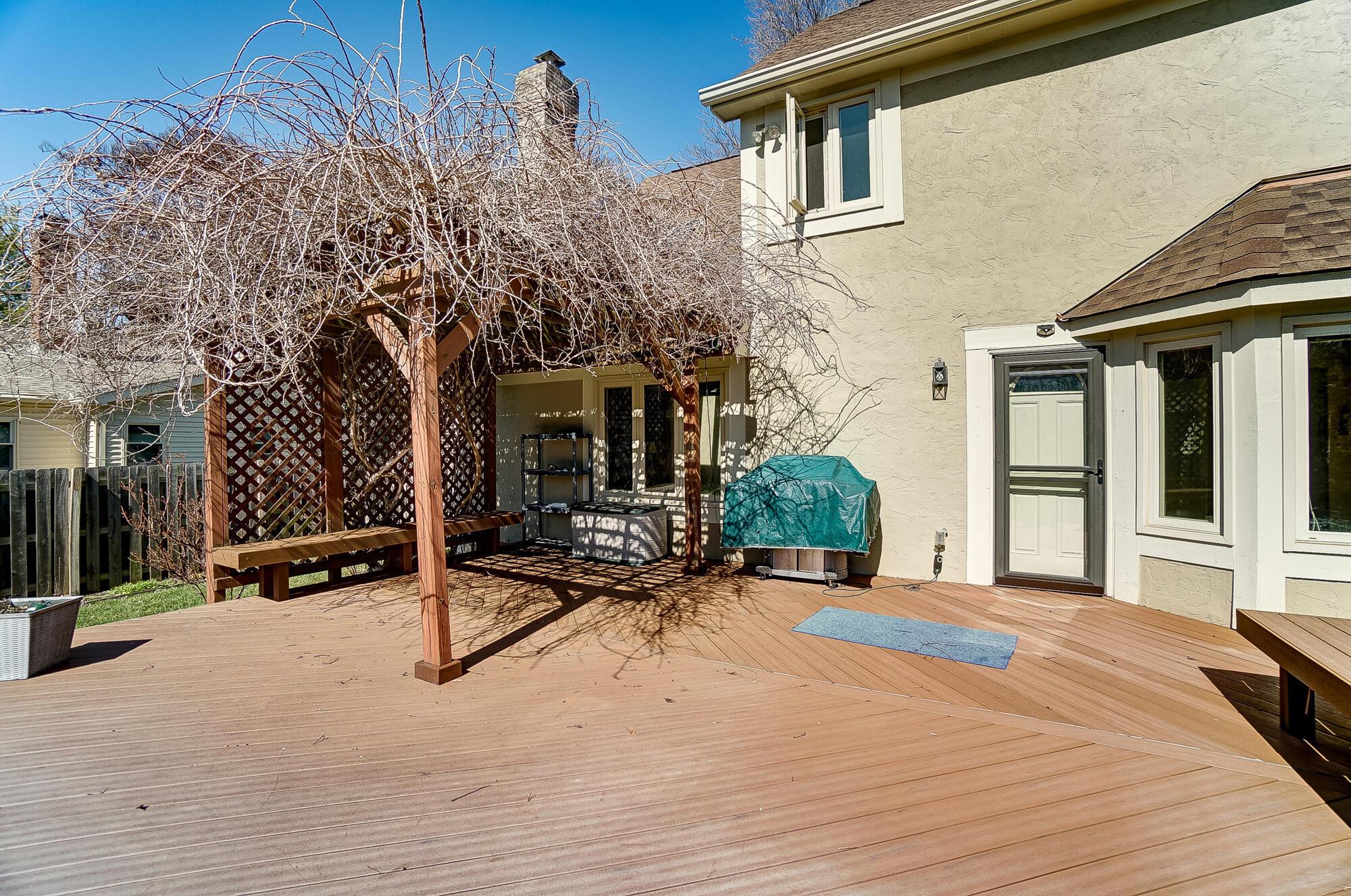 2221 Sandover Road