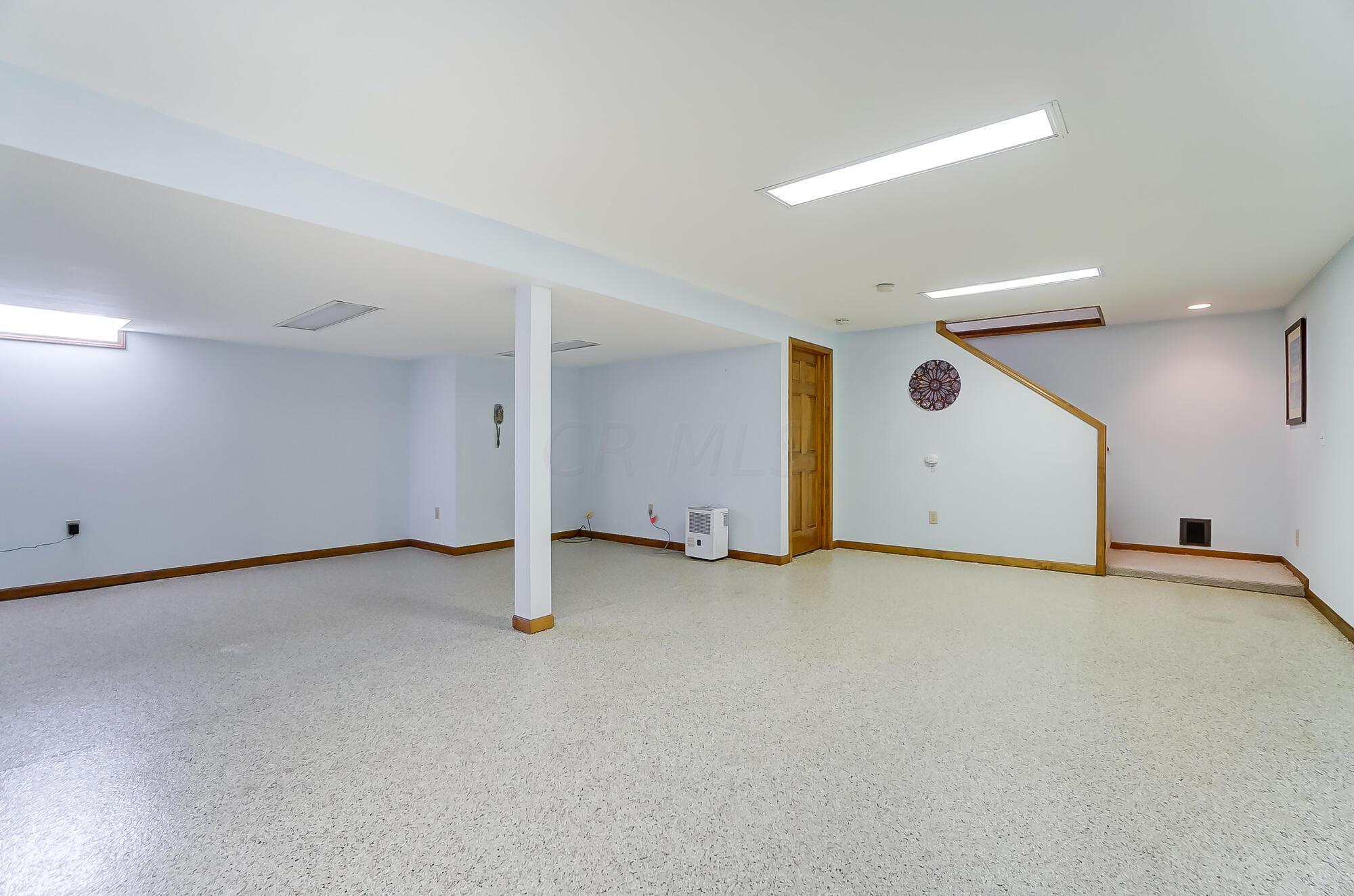 2221 Sandover Road