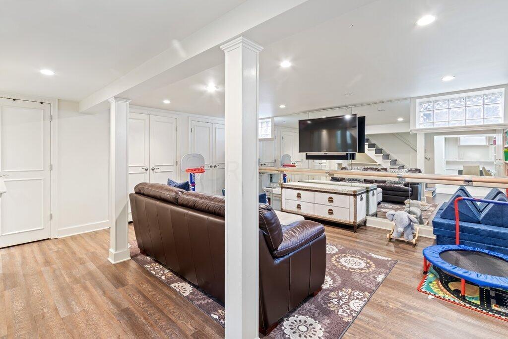 2538 Berwyn Road