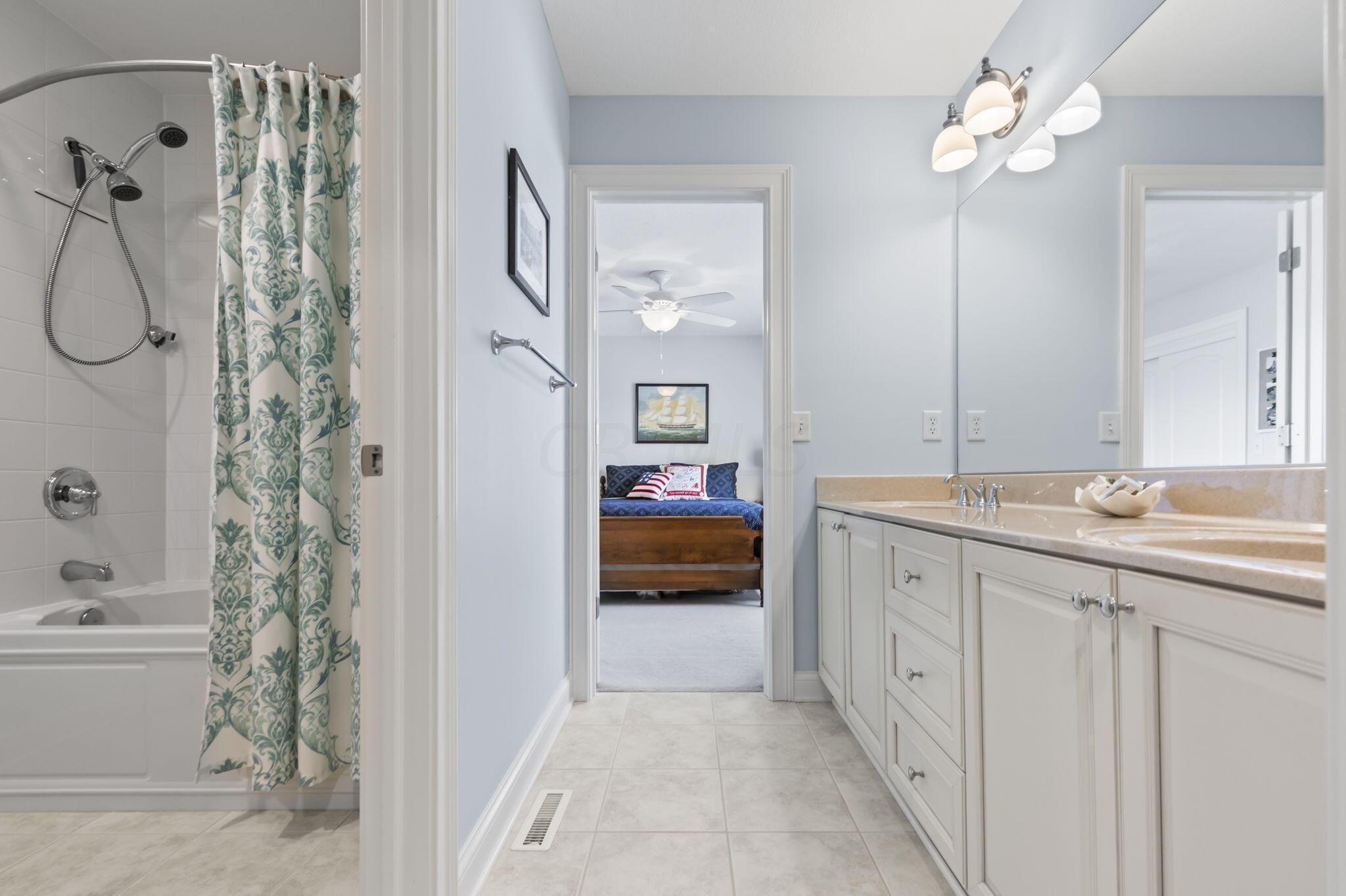 5795 Baronscourt Way