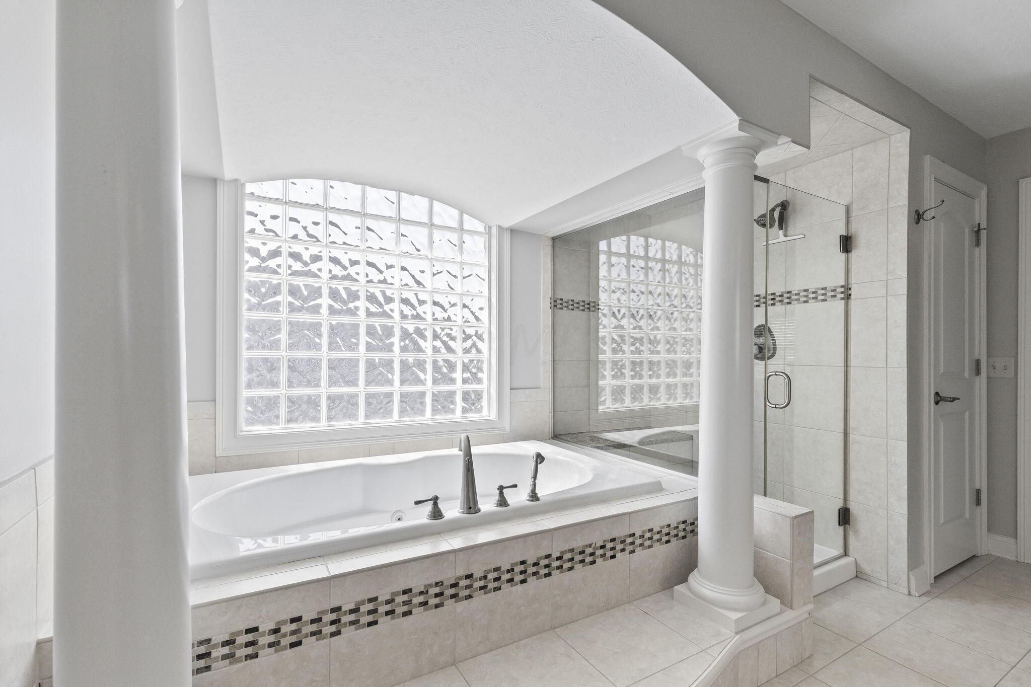 5795 Baronscourt Way