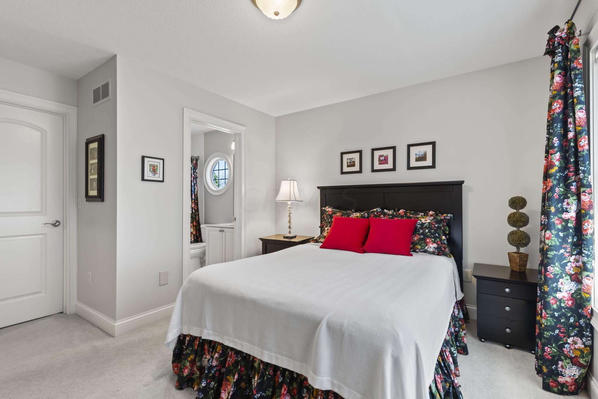 5795 Baronscourt Way