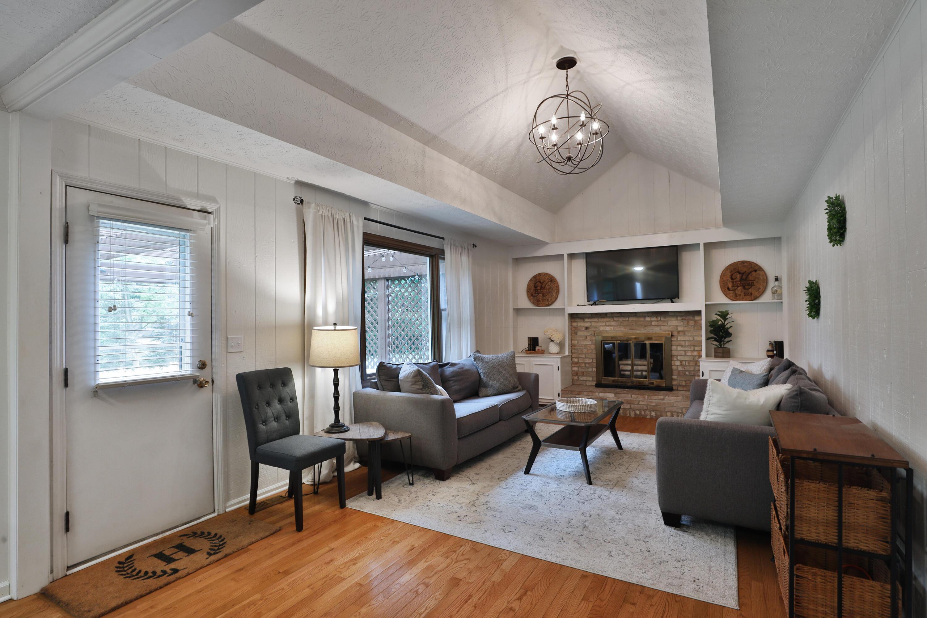 6979 Shetland Street