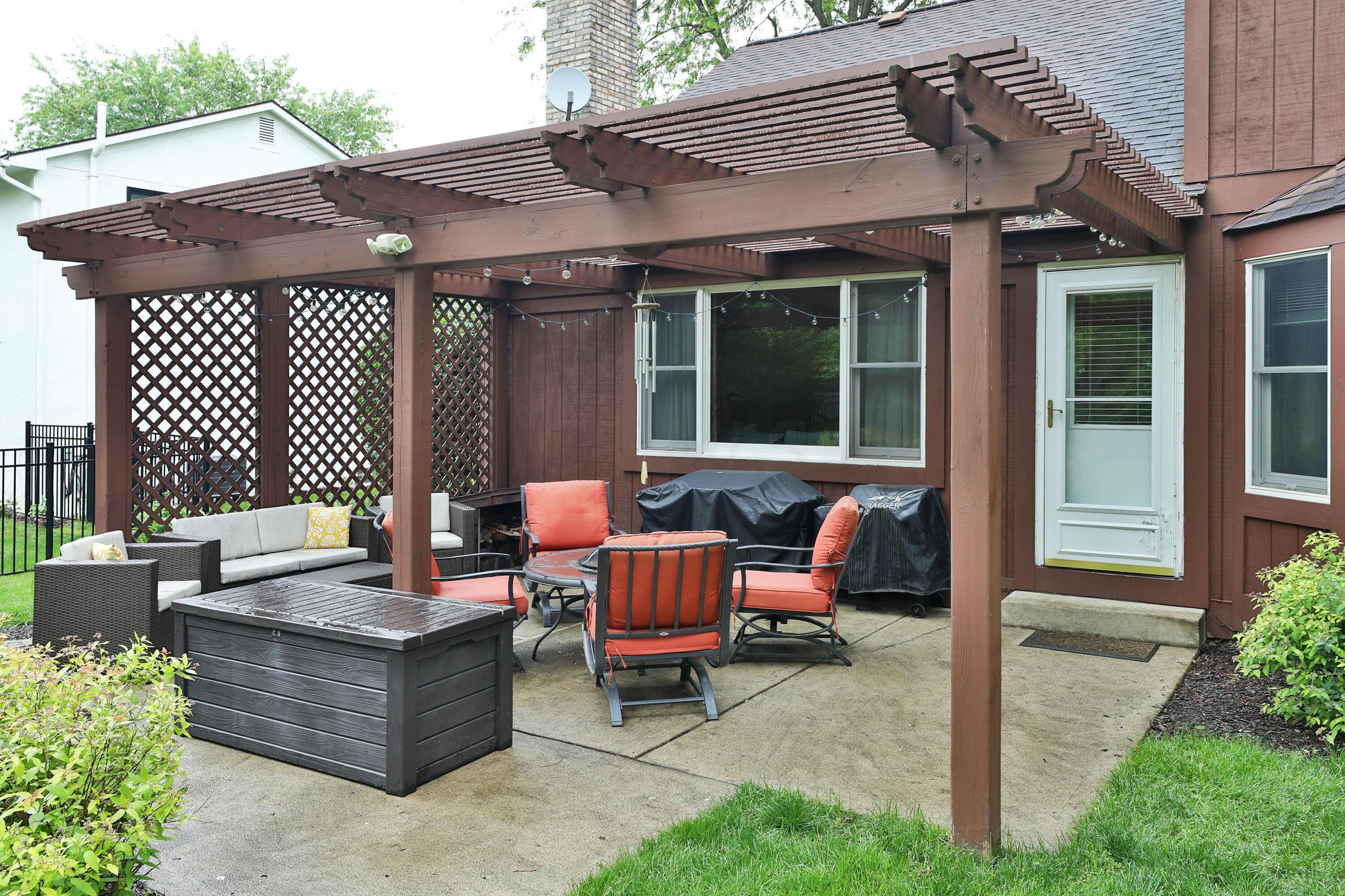 6979 Shetland Street