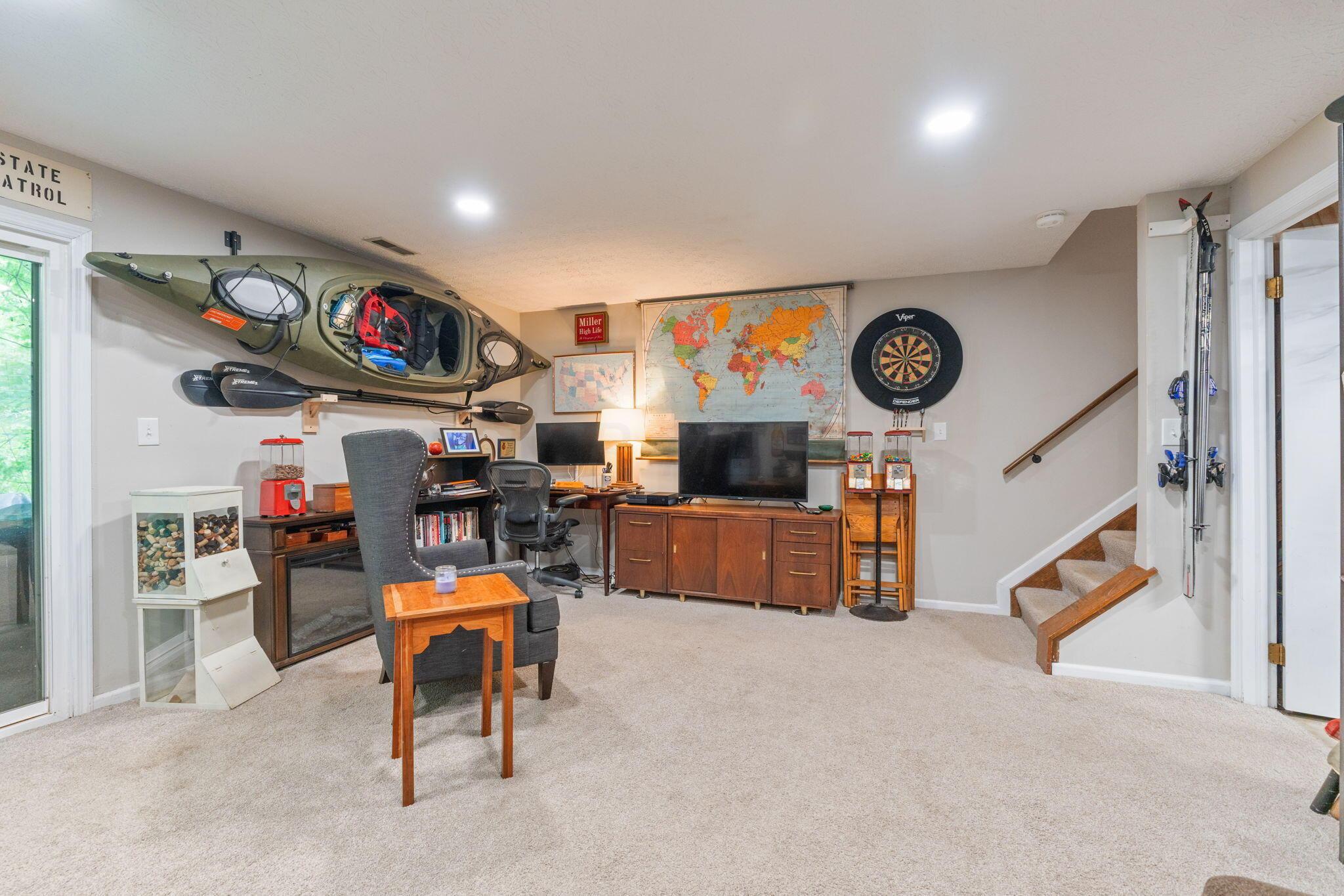 3258 Brookview Way, 13