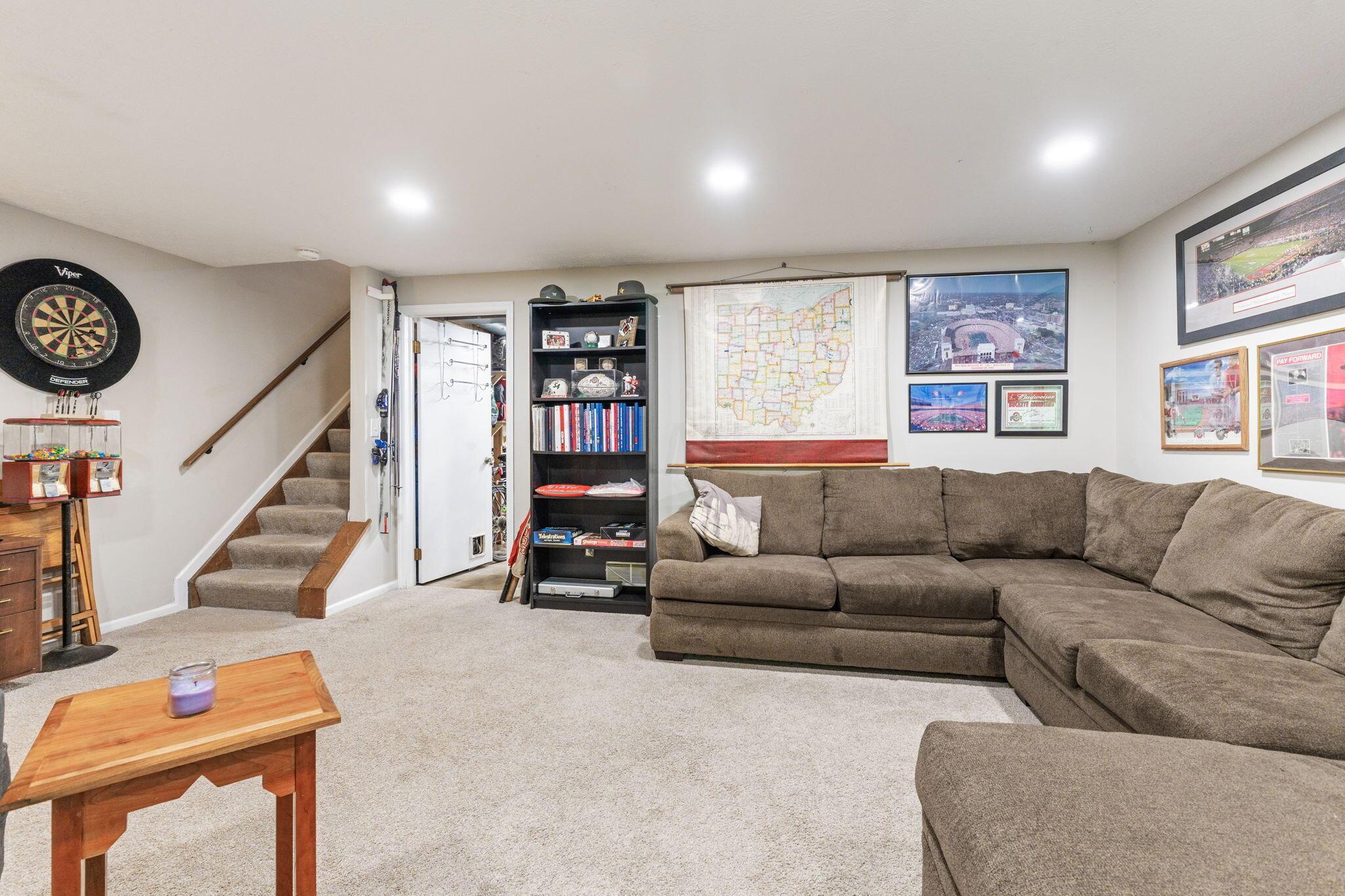 3258 Brookview Way, 13
