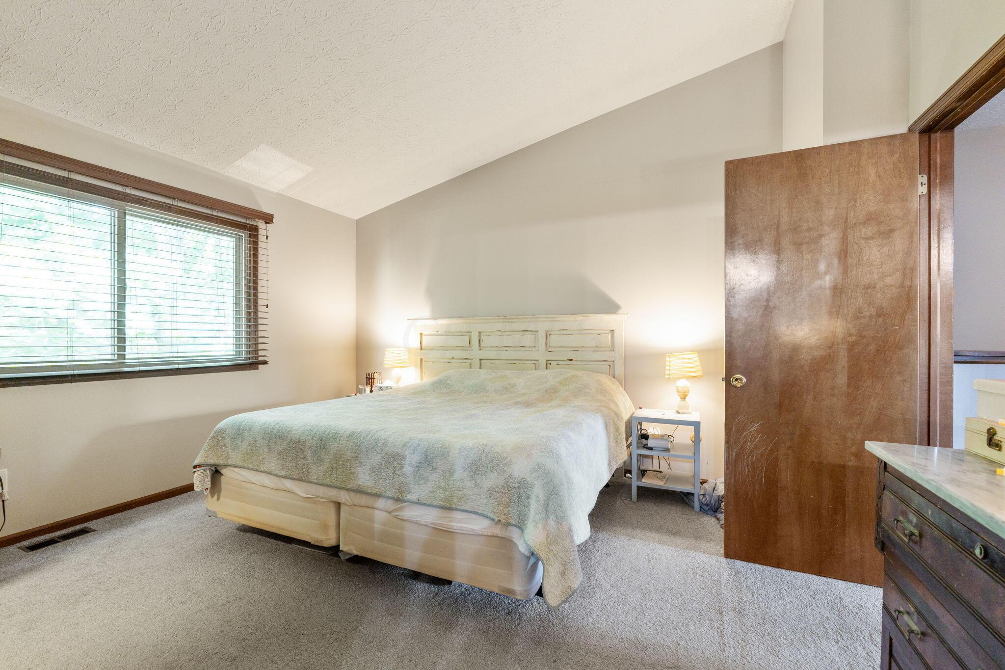 3258 Brookview Way, 13